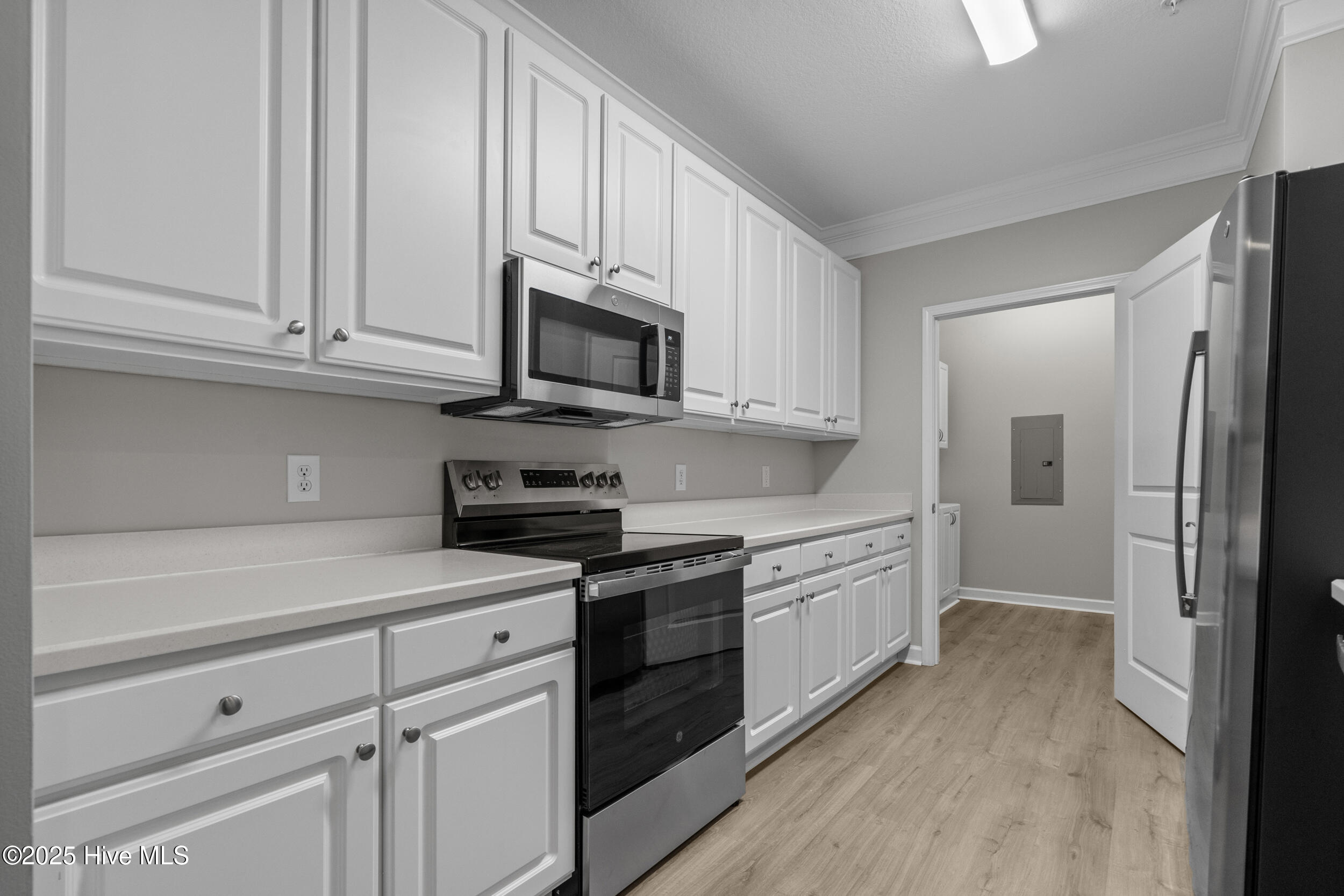 100540040 | Photo 19