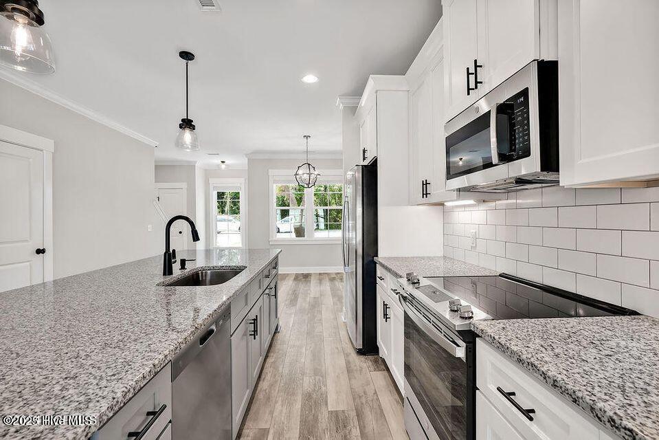 100514190 | Photo 10