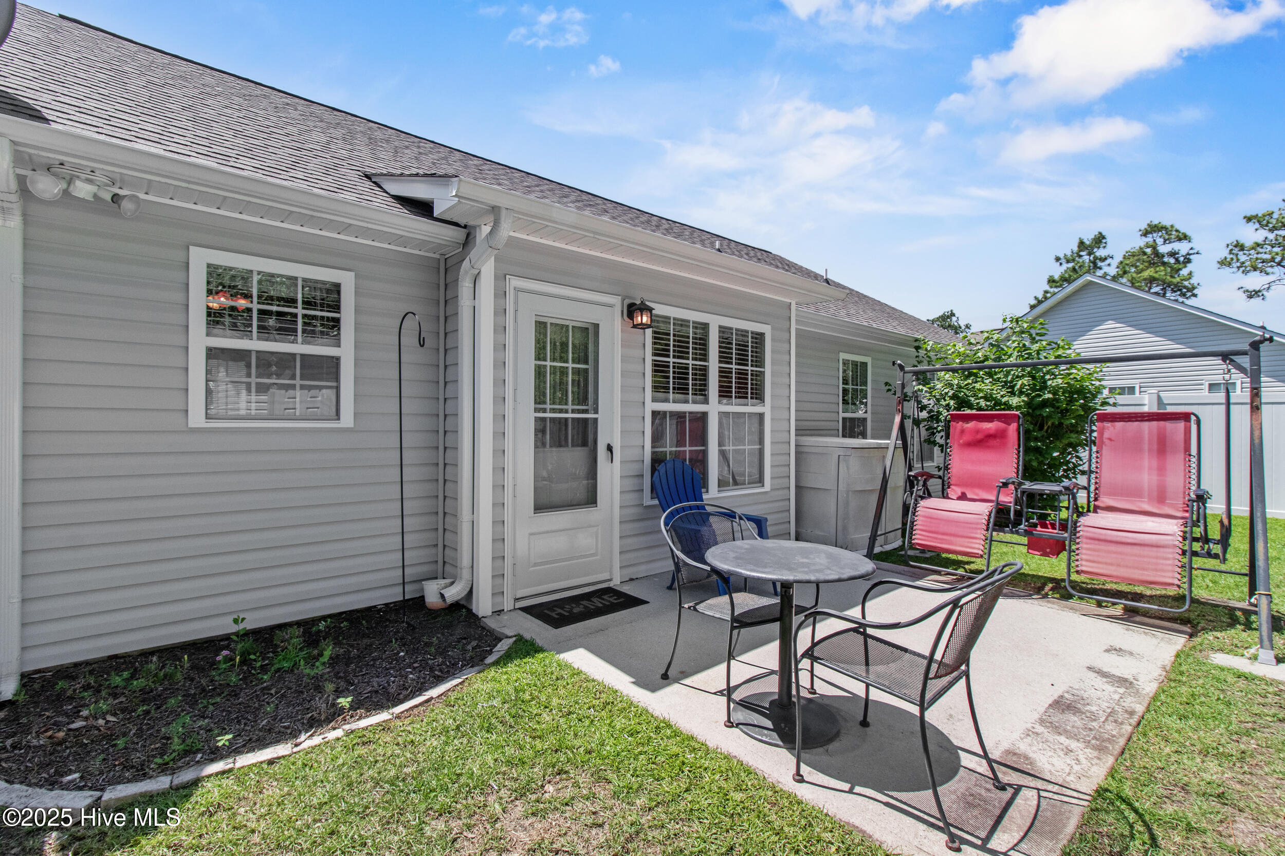 100559196 | Photo 21