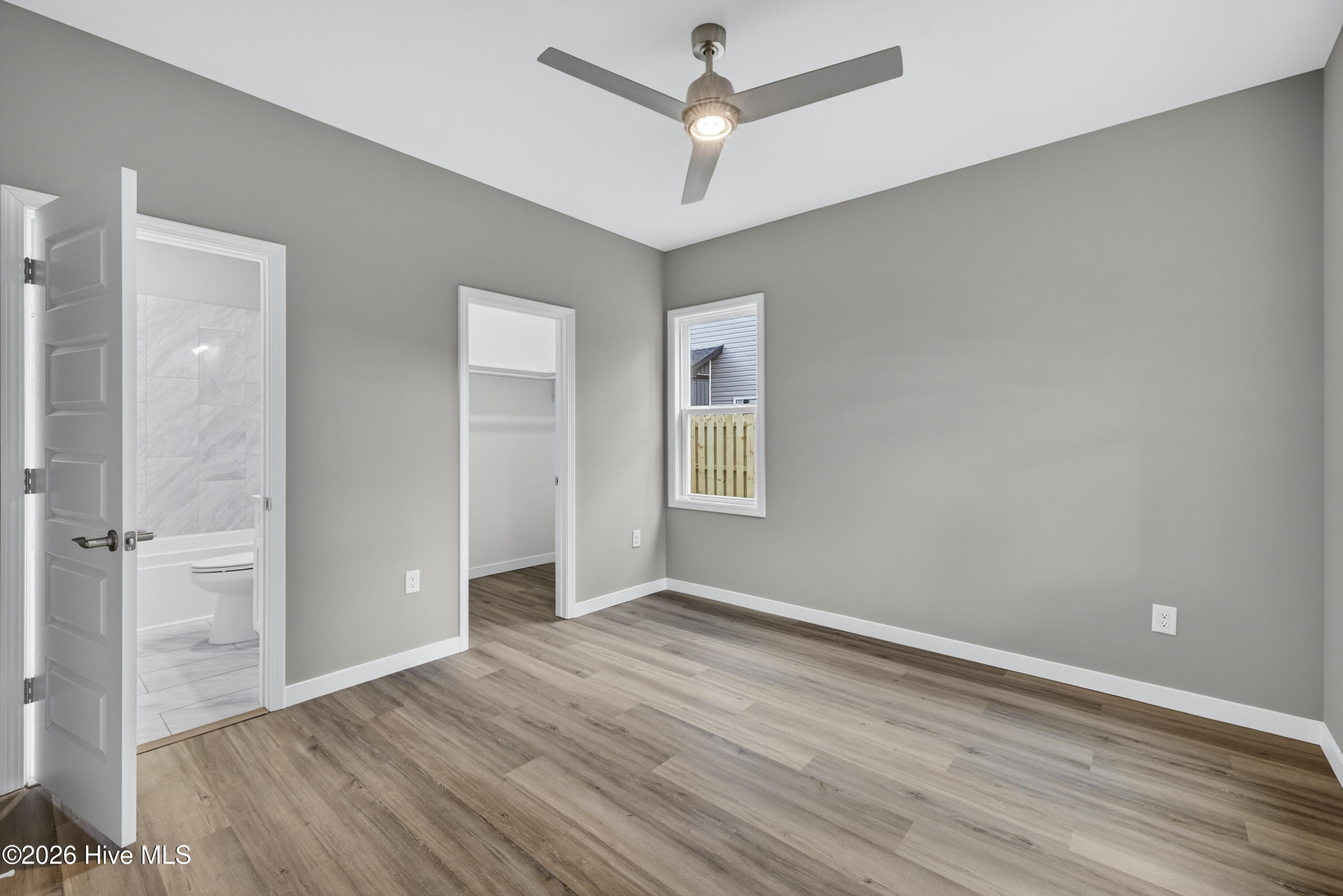 100548681 | Photo 29