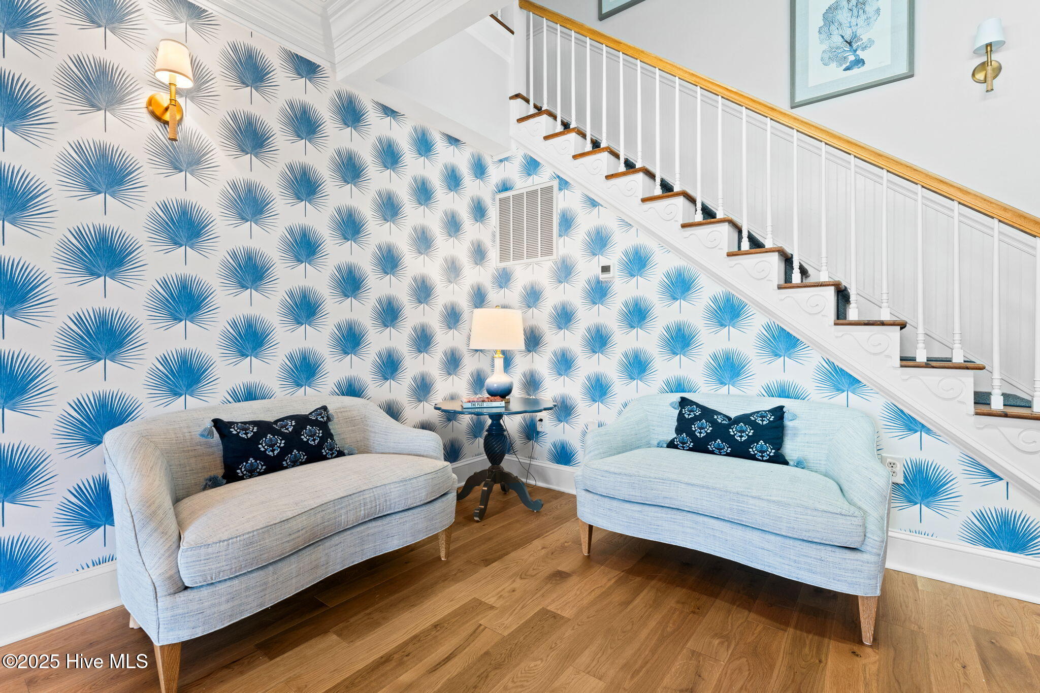 100552757 | Photo 21