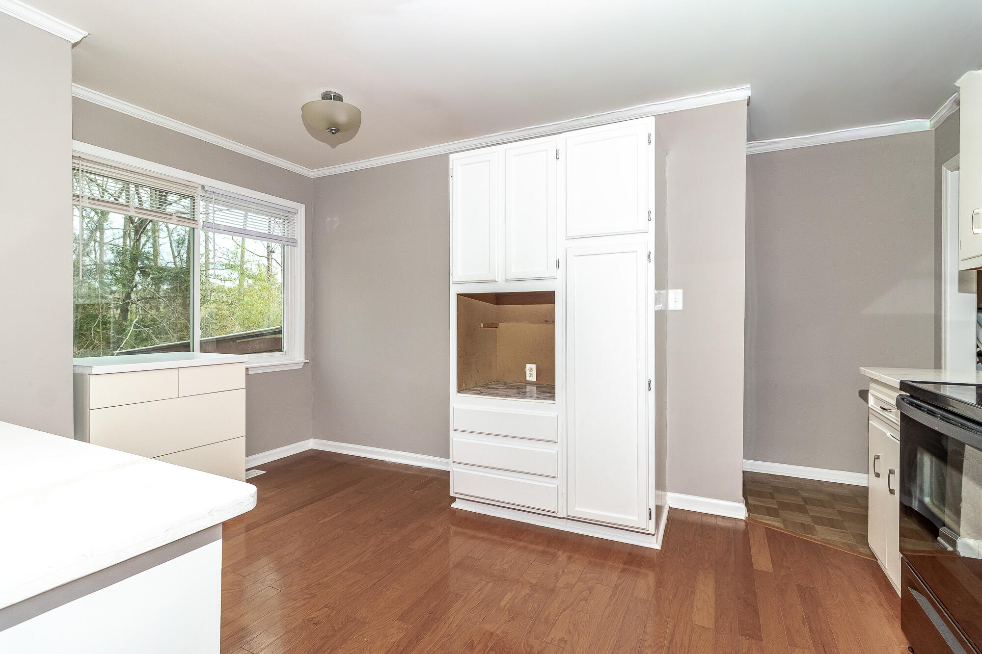 3844 CREEK CT. RENTAL ©-6898