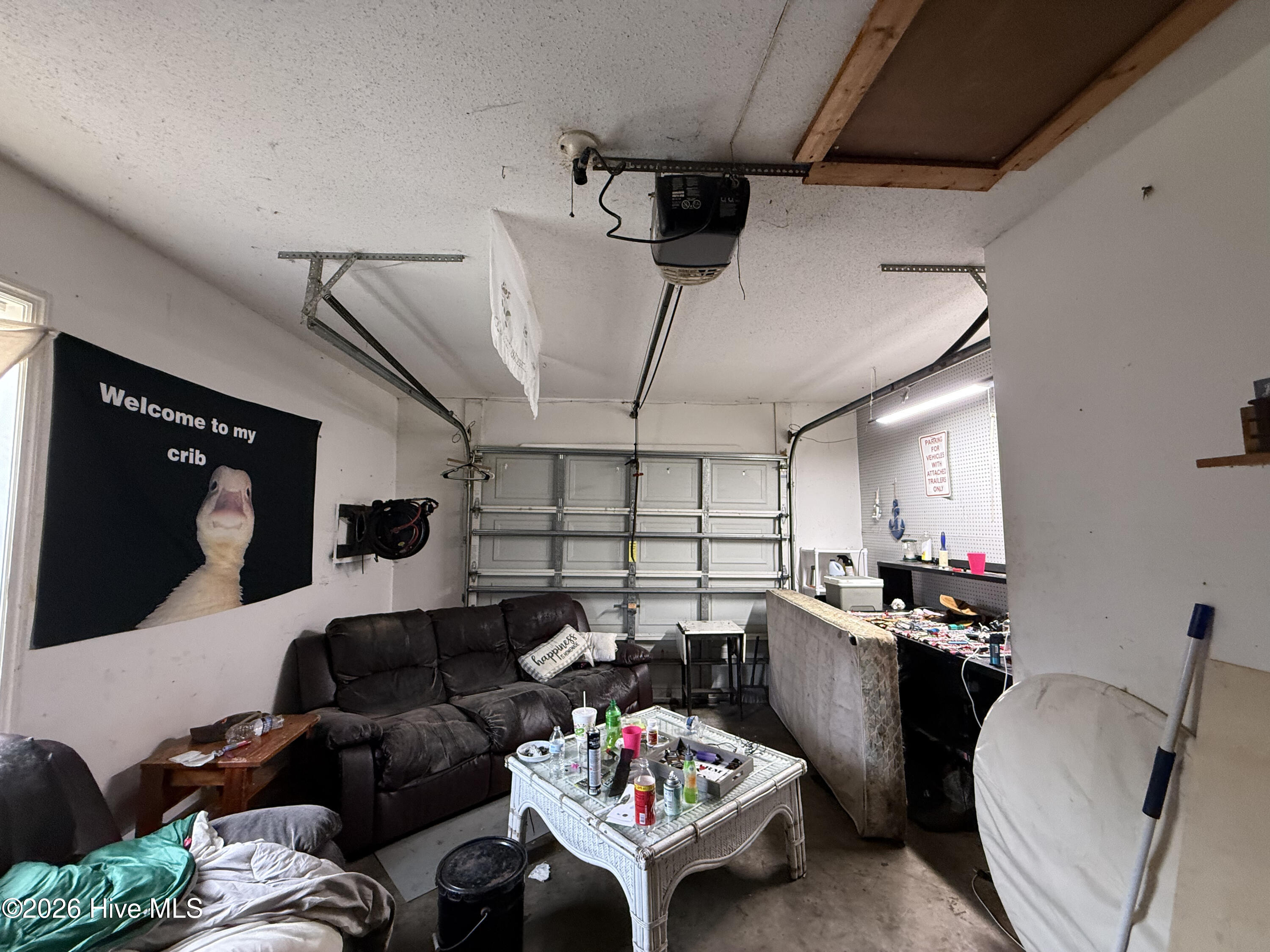 100562239 | Photo 28