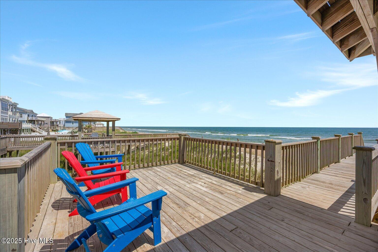 100528040 | Photo 42