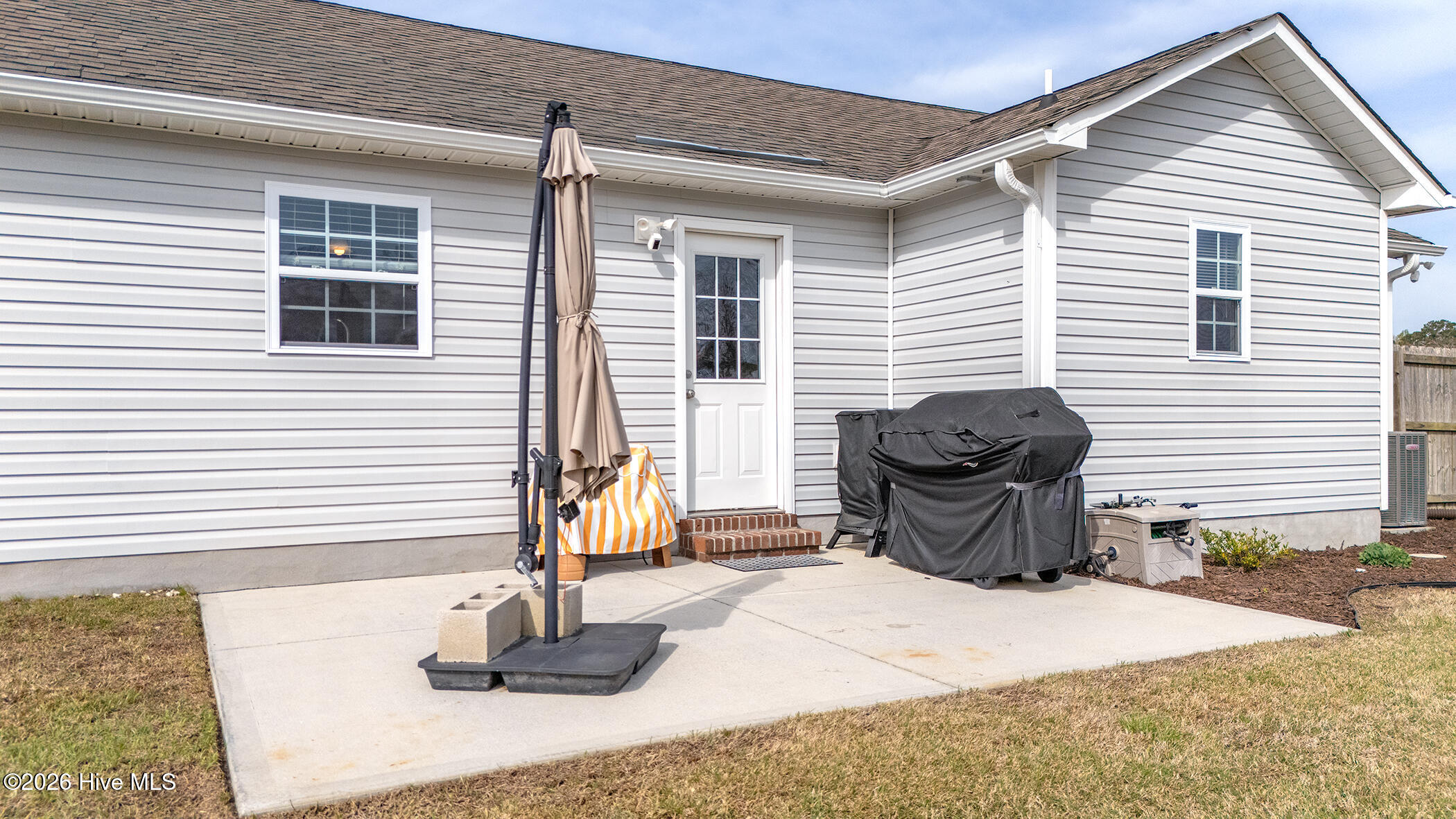 100563538 | Photo 27