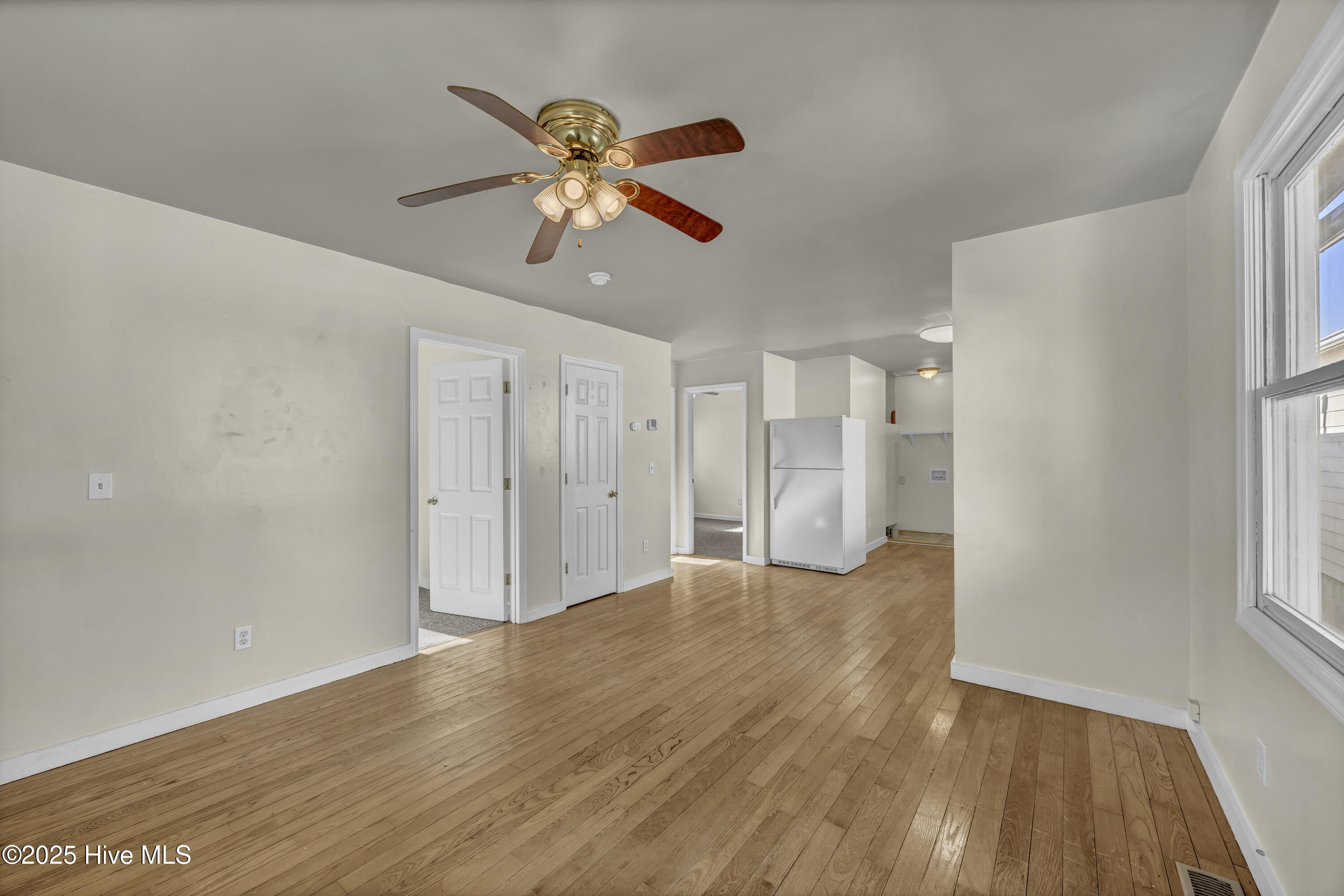 100545424 | Photo 17