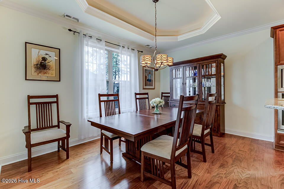 100548216 | Photo 16