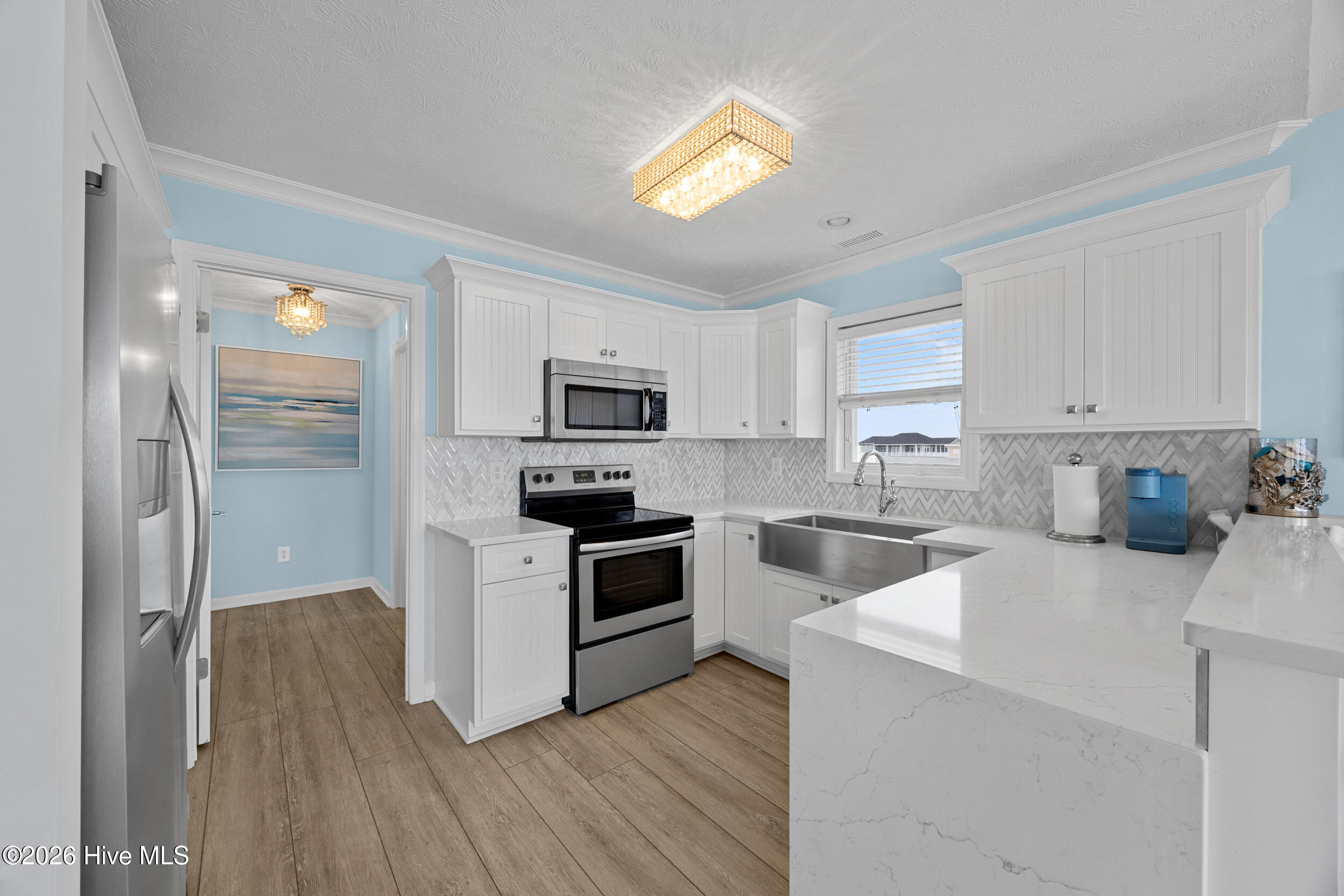 100558134 | Photo 18