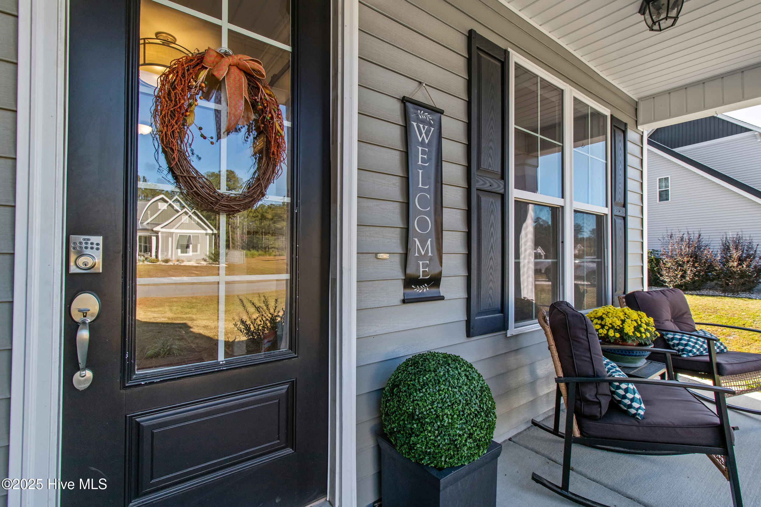 198 Saratoga Way, Rocky Point, NC 28457 – photo 6: 6_front entryway