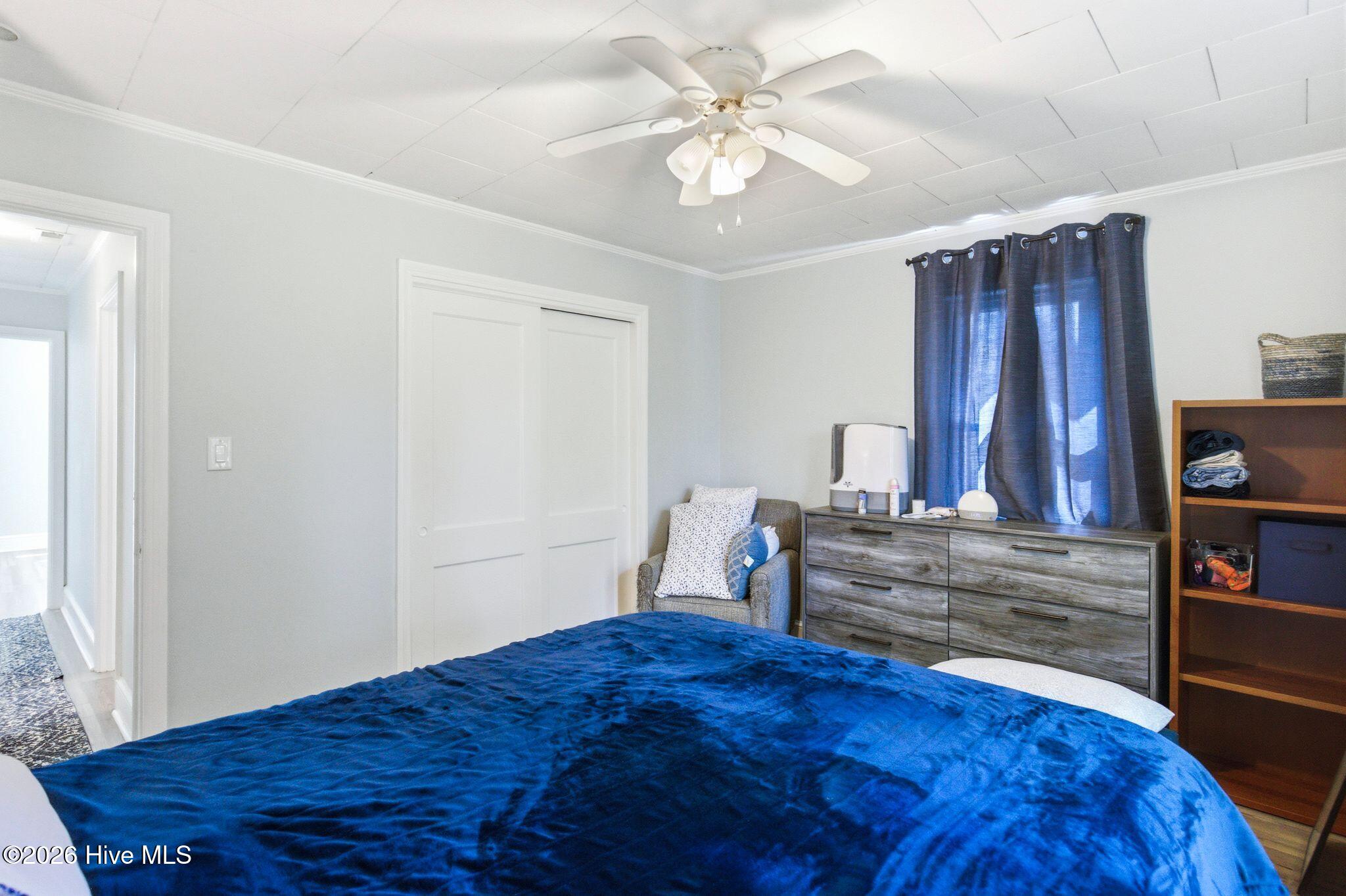 100562415 | Photo 33