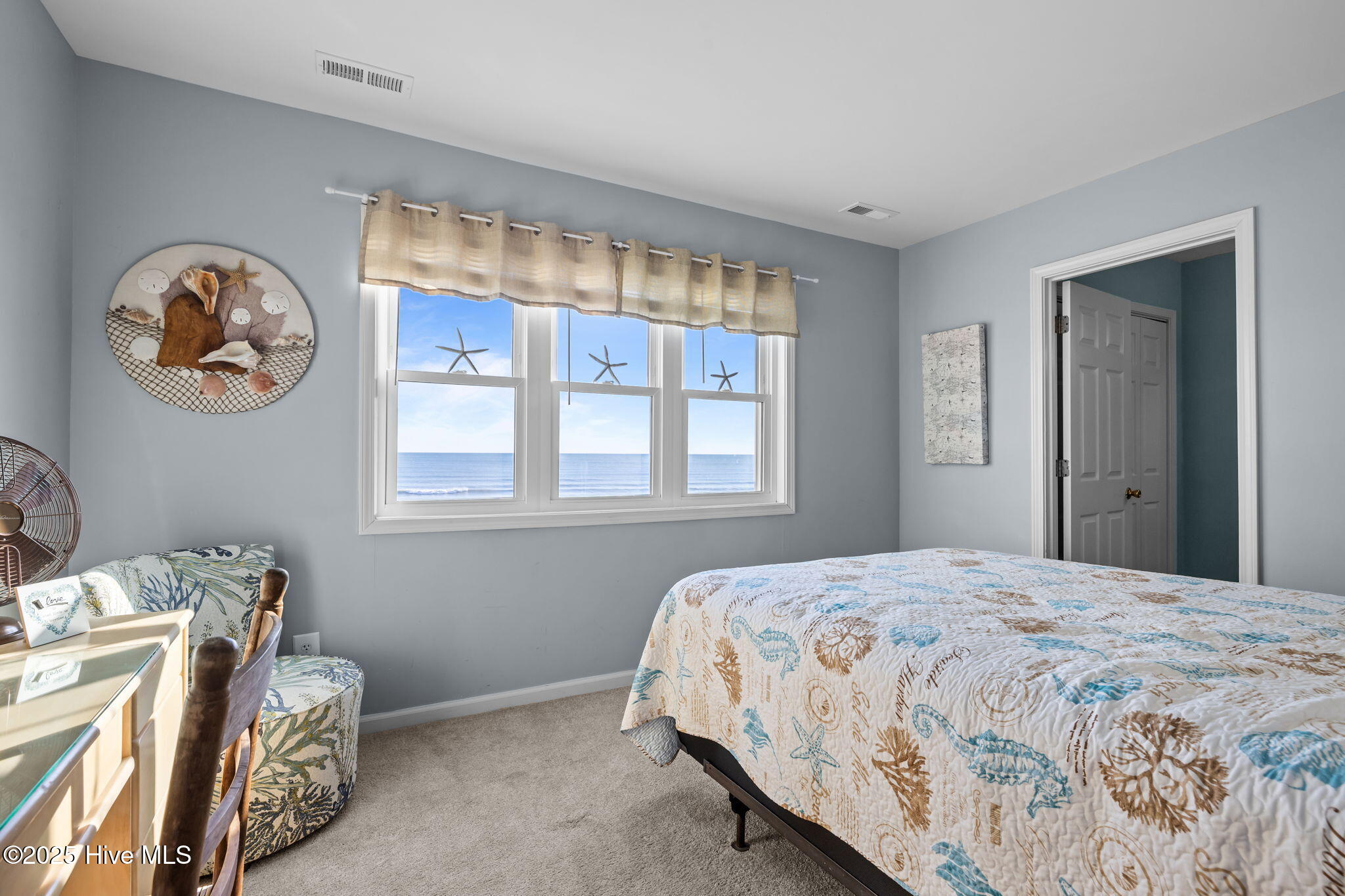 100545212 | Photo 27