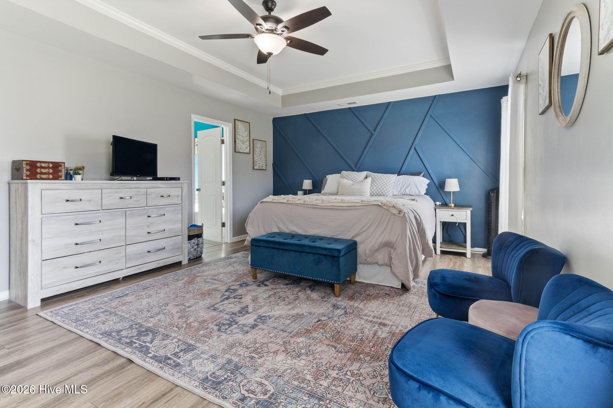 100556035 | Photo 16