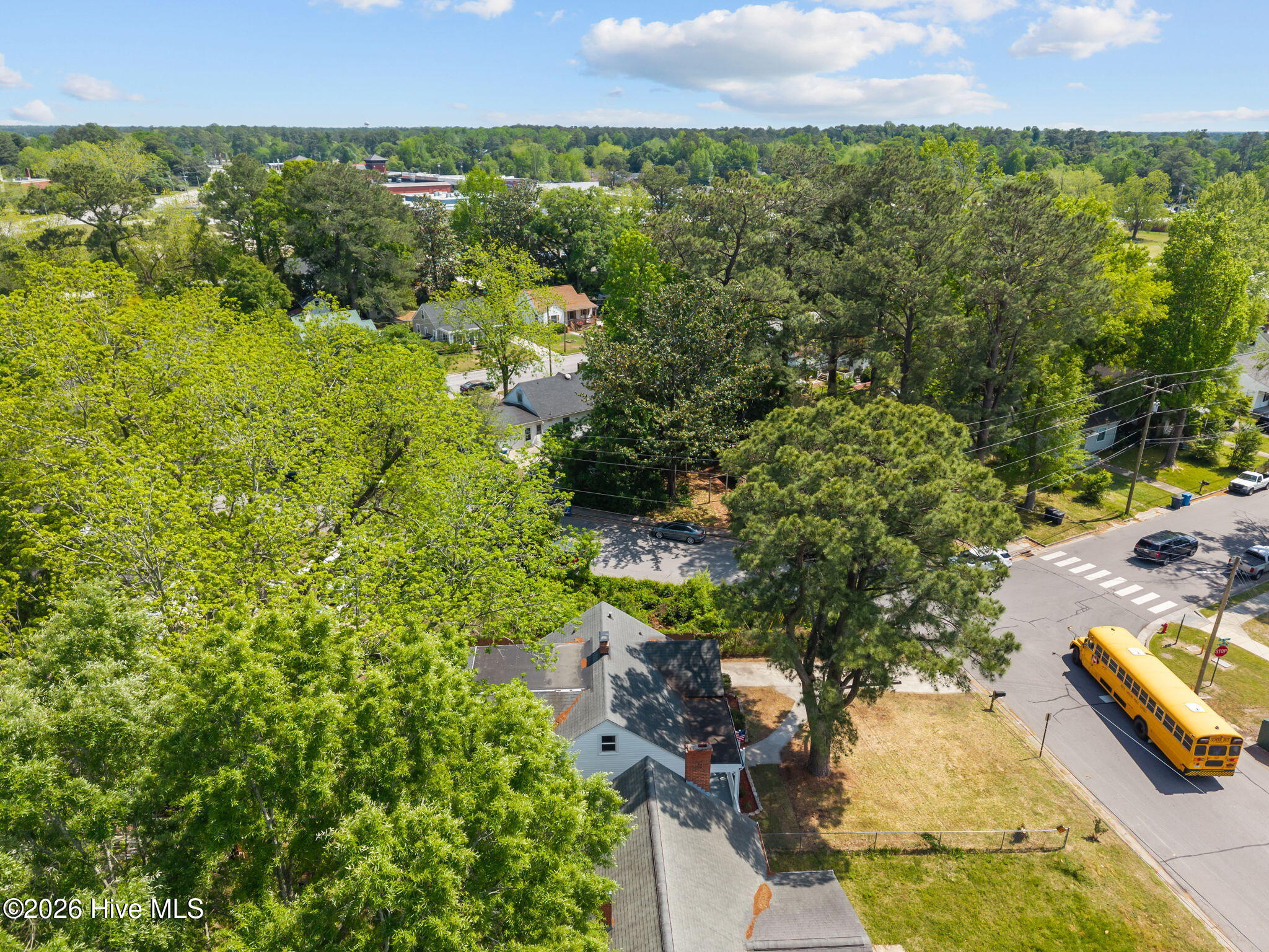 100568668 | Photo 50