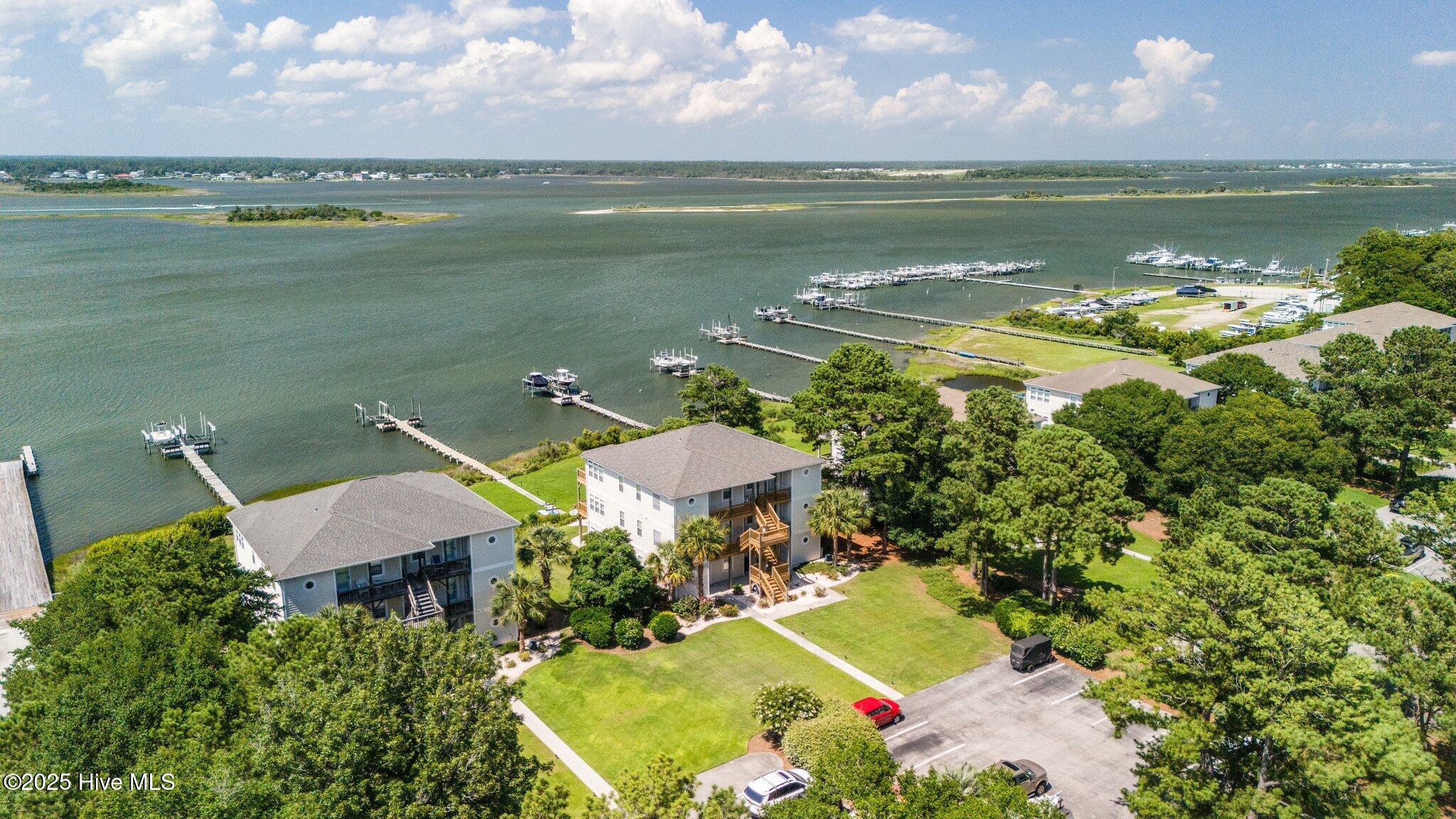 100516101 | Photo 44