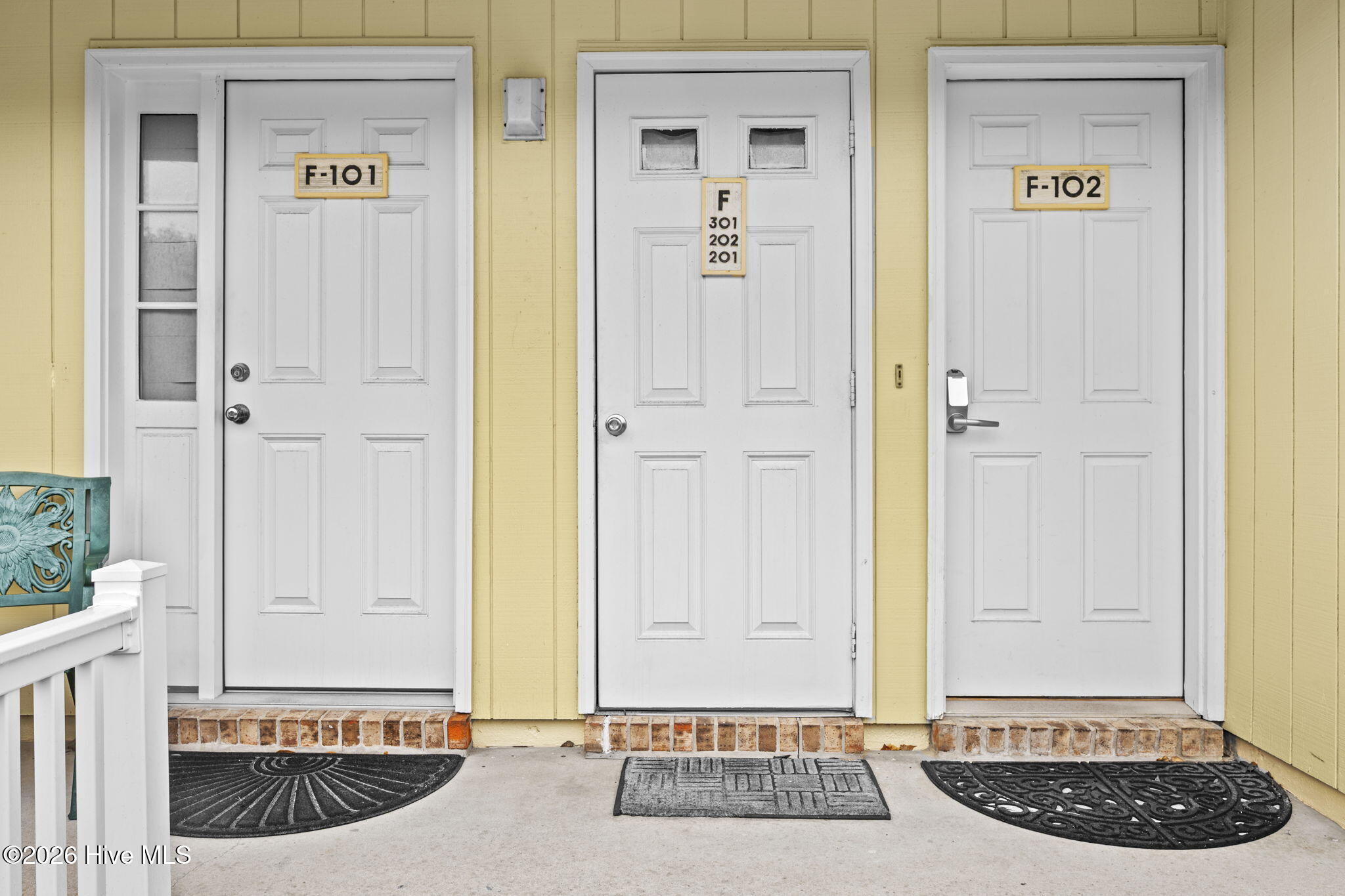 100557606 | Photo 20