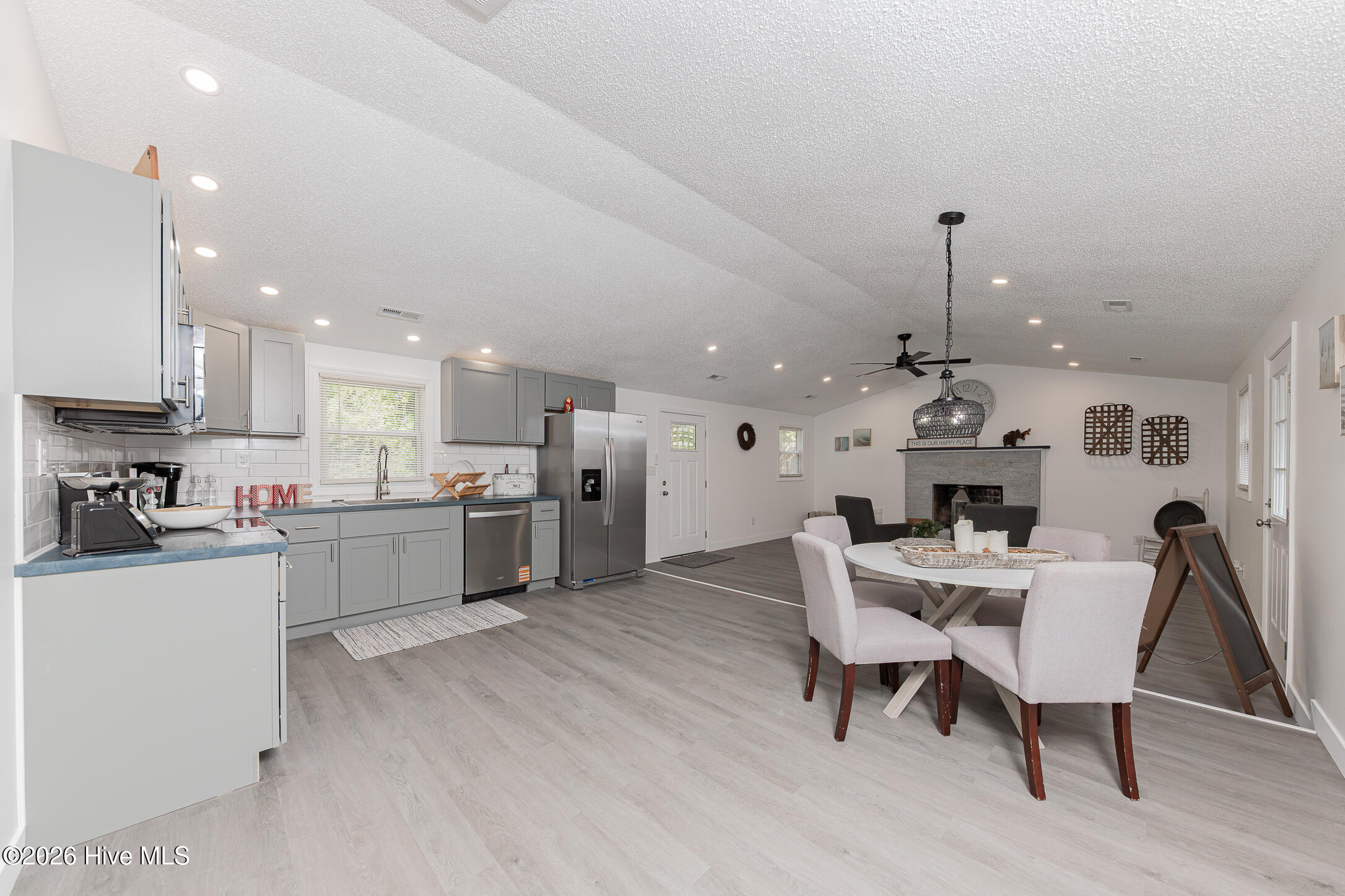 175 Peninsula Manor Road,Hubert