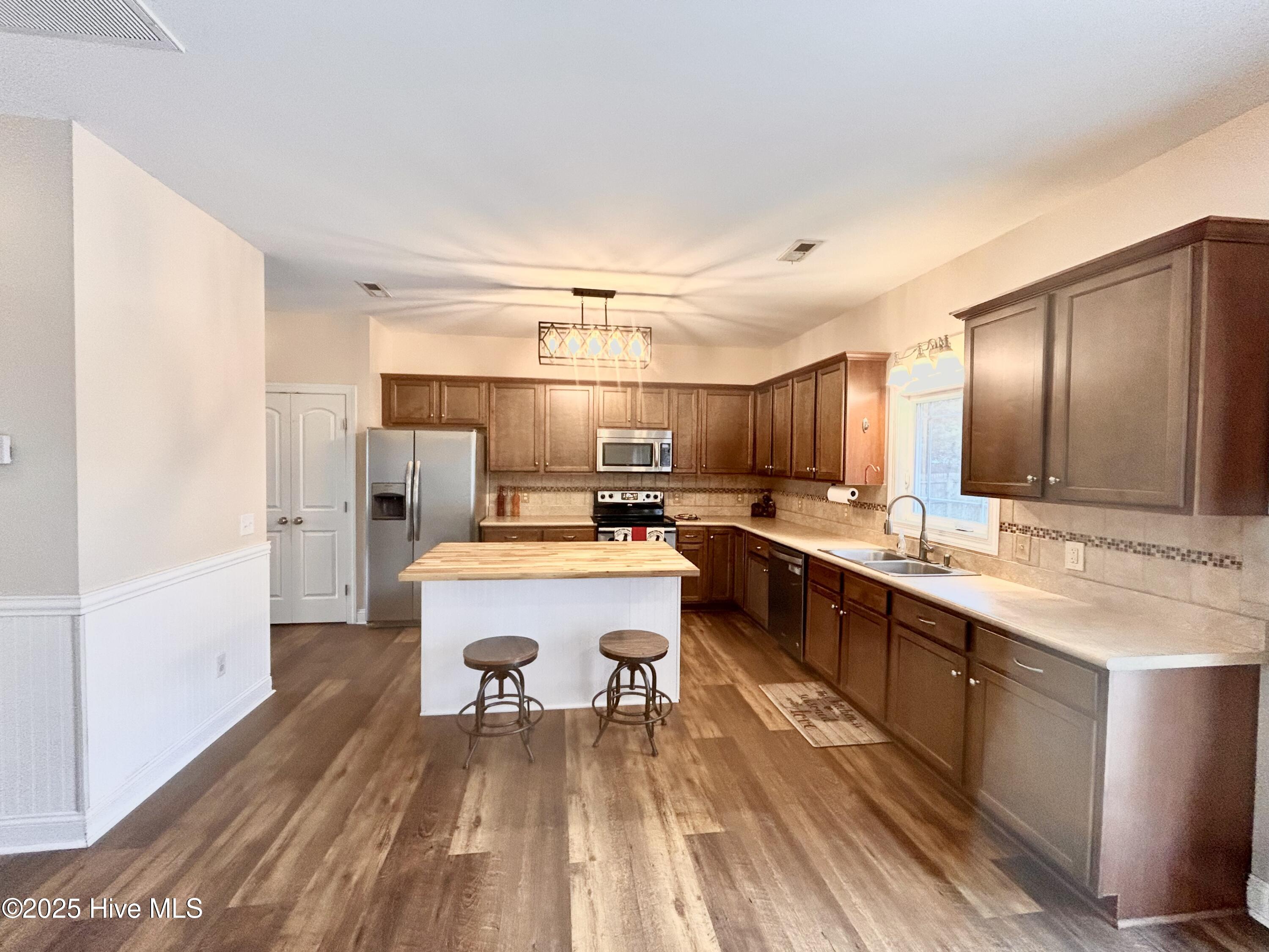133 Saint Road, Richlands, NC 28574 – photo 15: Kitchen