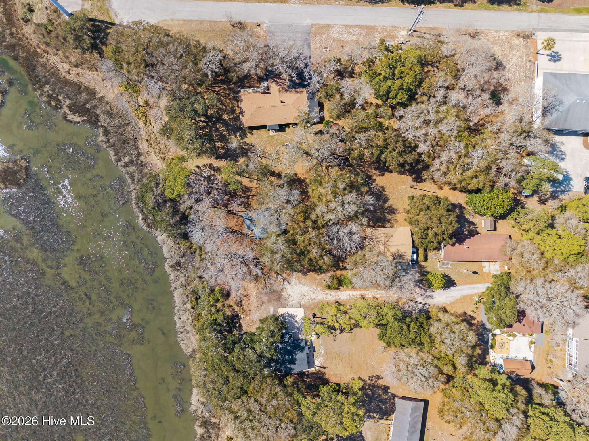 100561810 | Photo 65