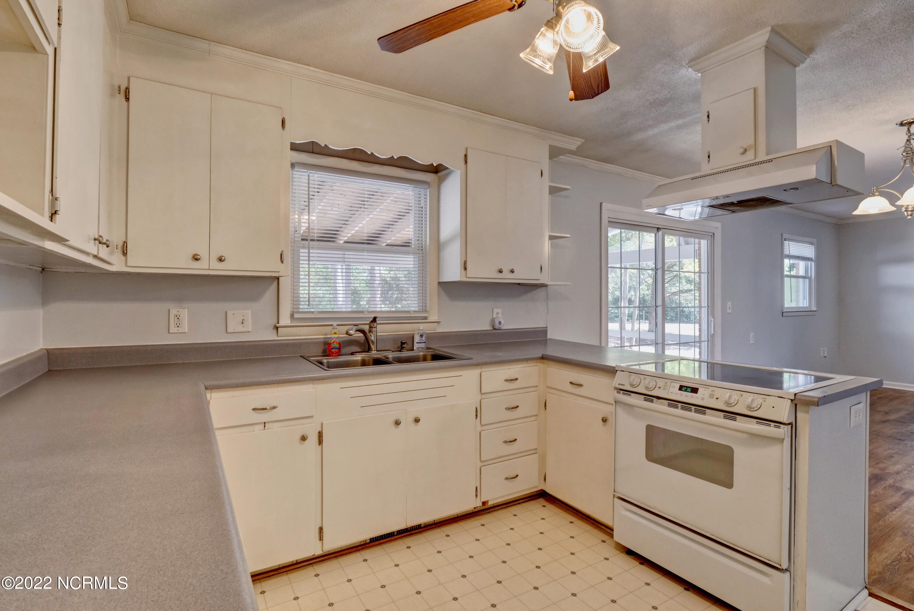 100547512 | Photo 17