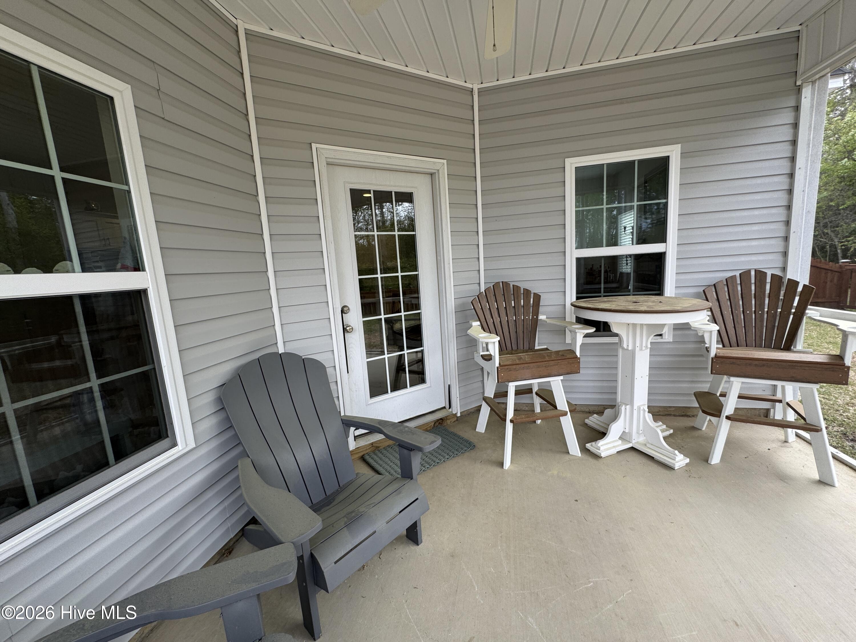 100568622 | Photo 14