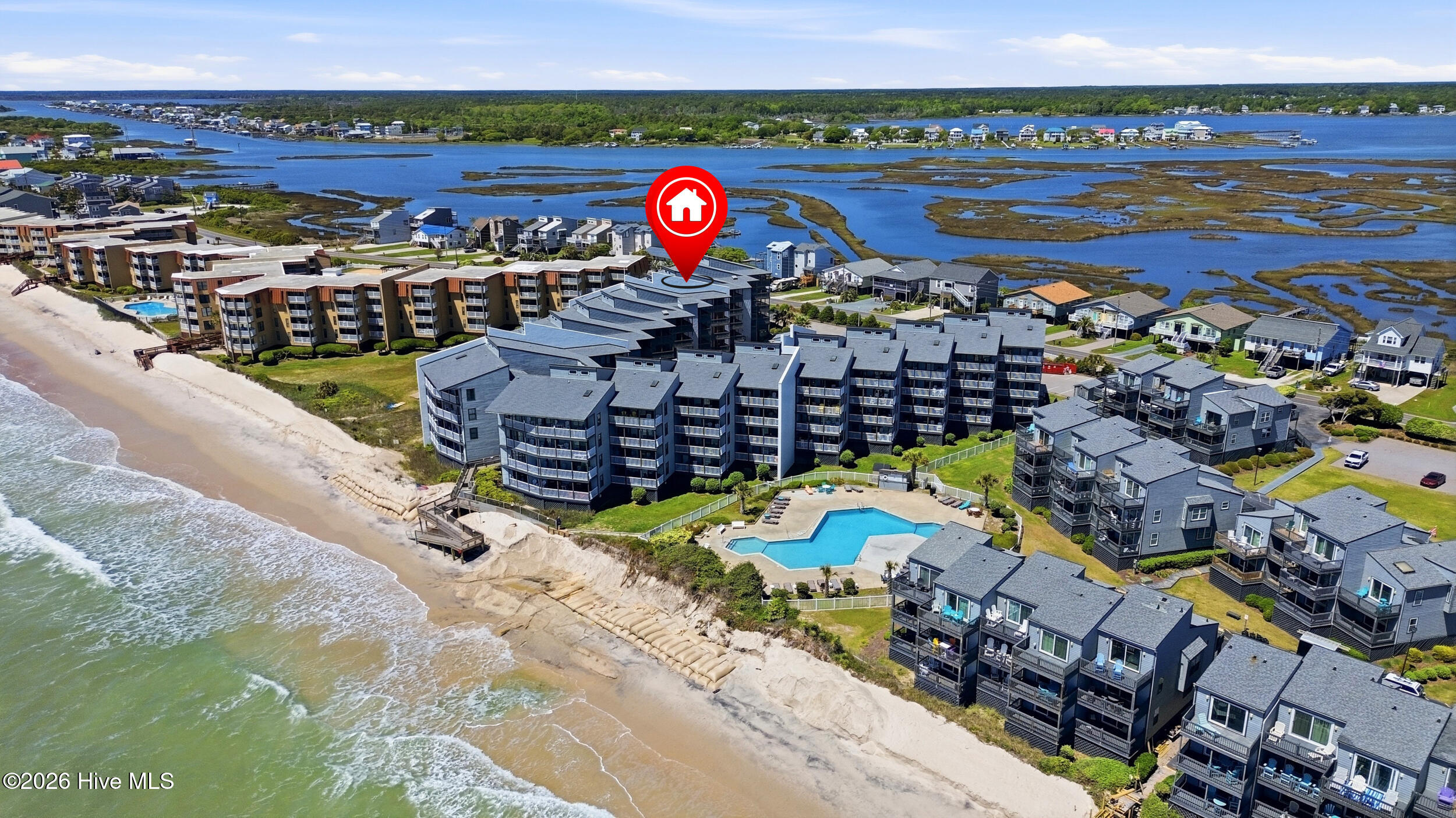 100569136 | Photo 30