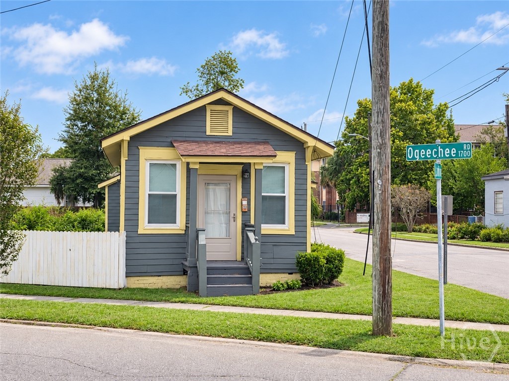 Photo 1 of Single family home for sale at 1712 Ogeechee Rd, Savannah, GA 31415 | MLS# SA366228 | Listing updated on 2026-10-23