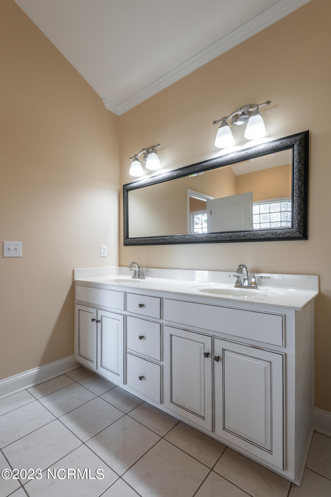 3921 Brookstone Drive