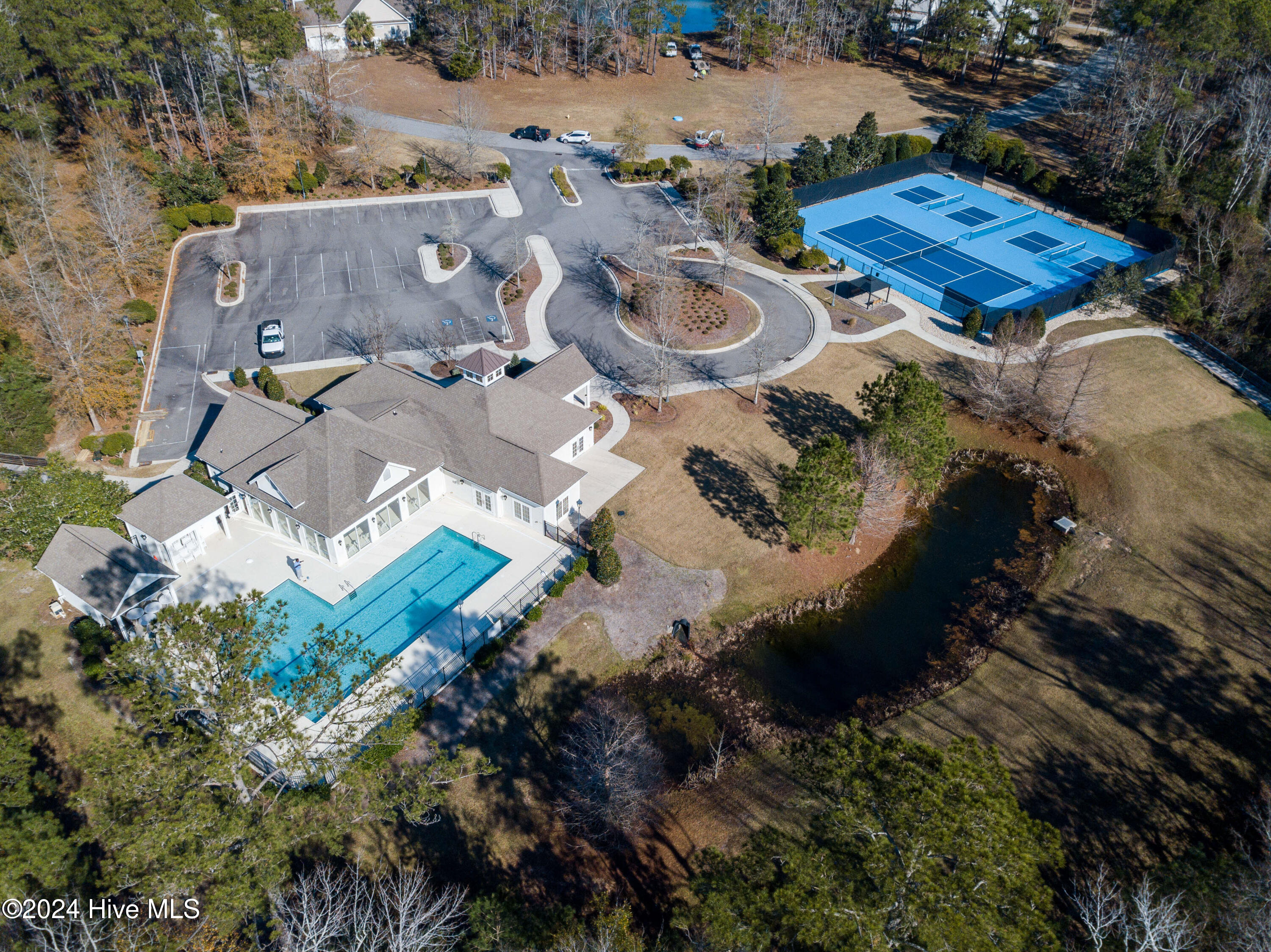 100527191 | Photo 41