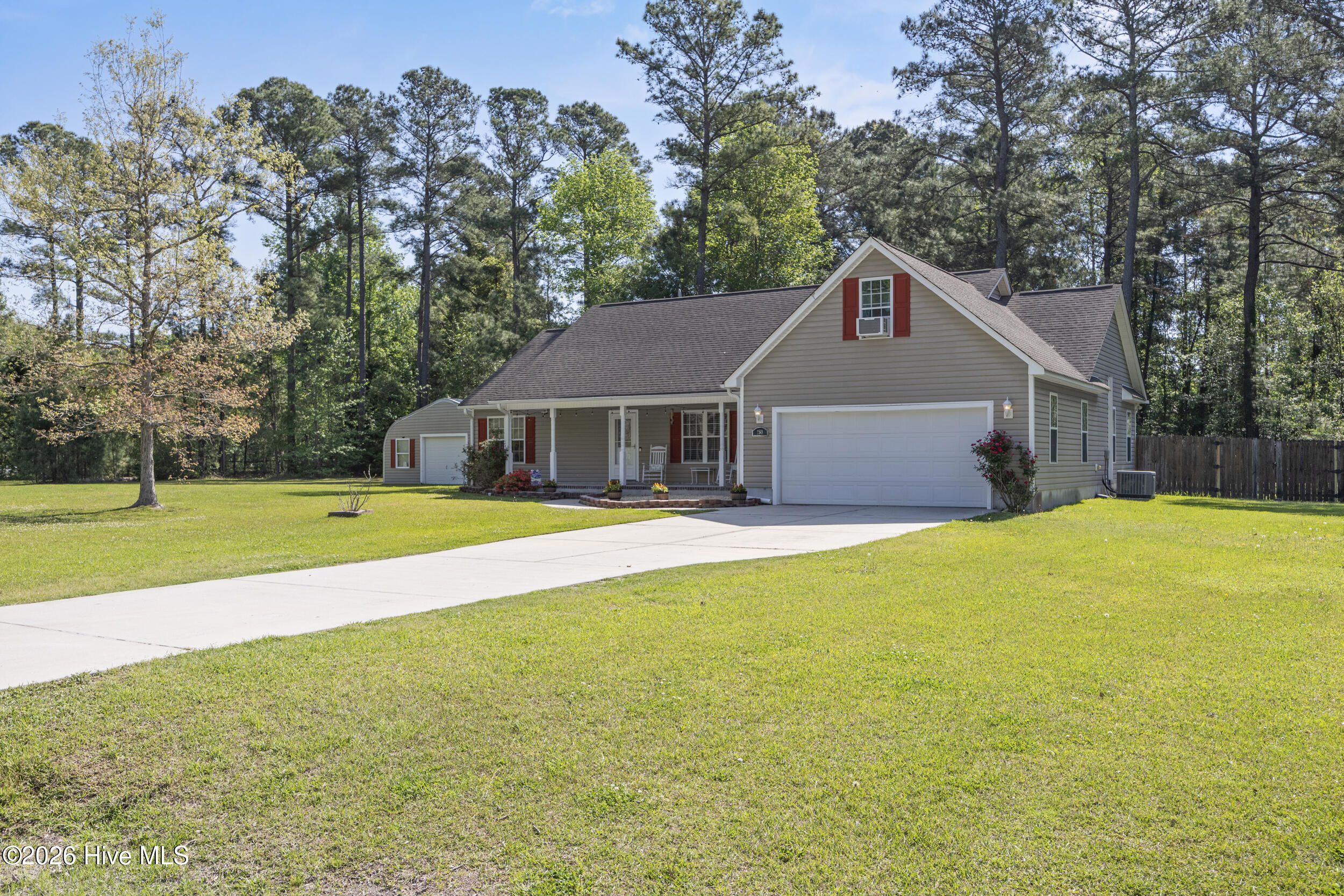 100567531 | Photo 46