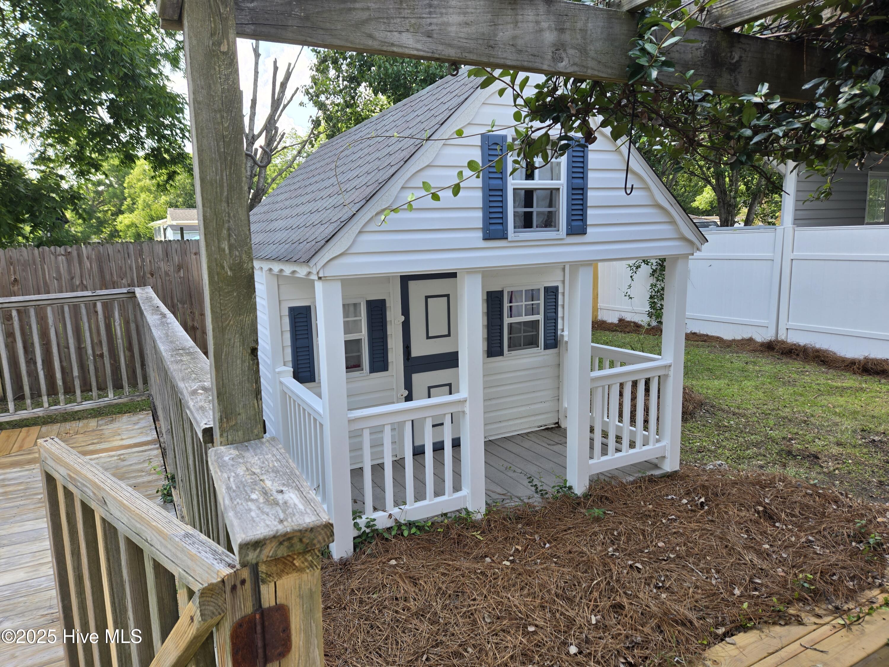 100517871 | Photo 34