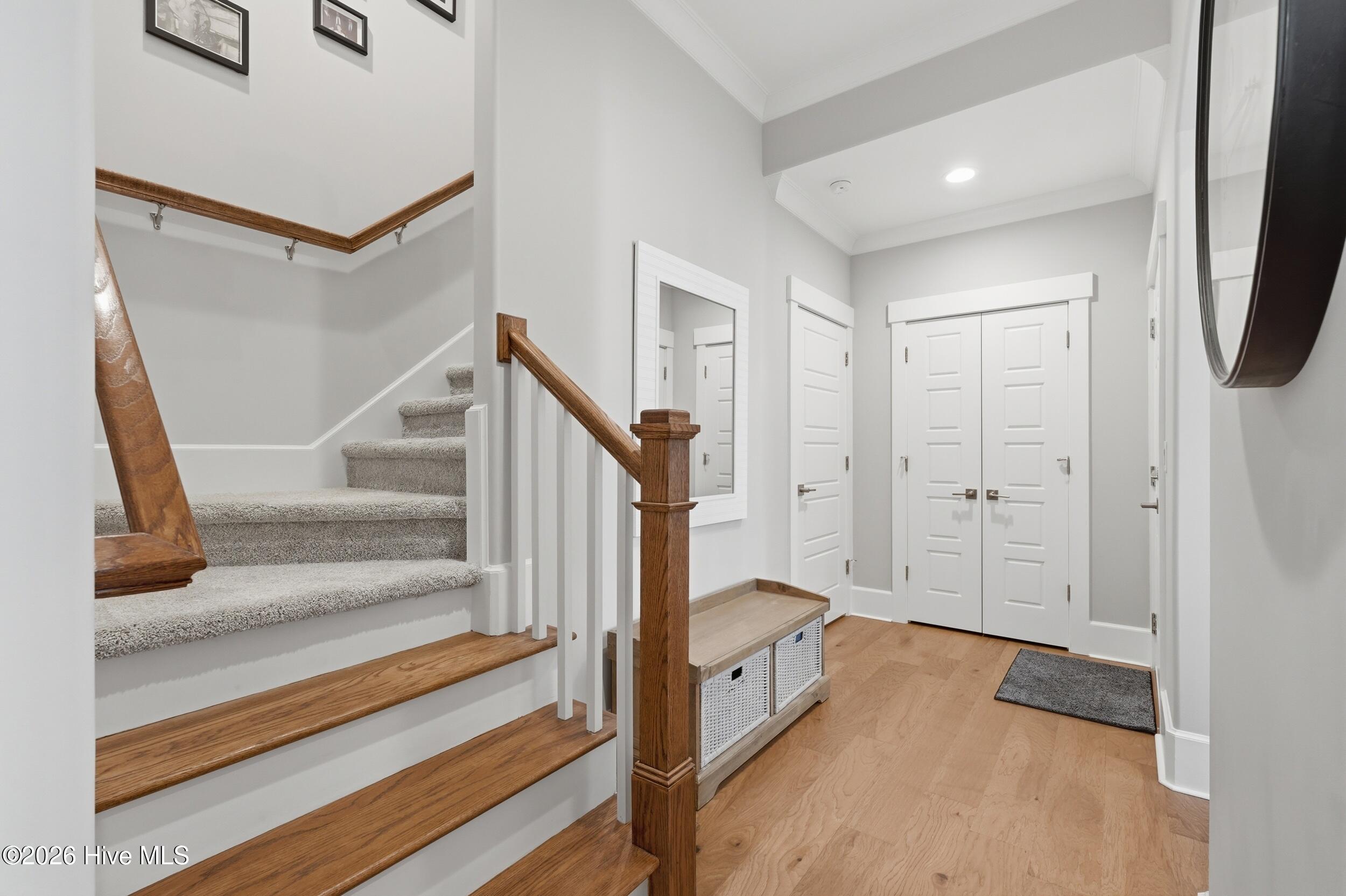 100567484 | Photo 45