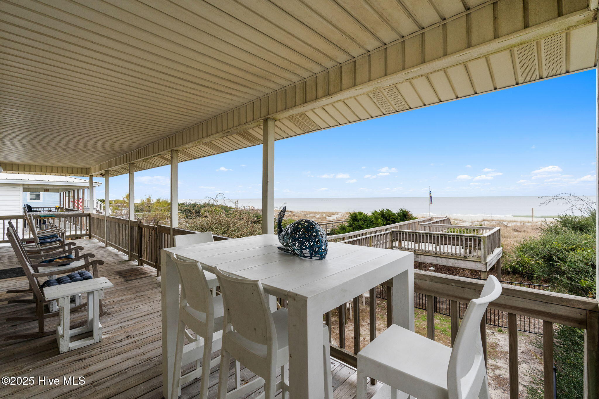 100544843 | Photo 32