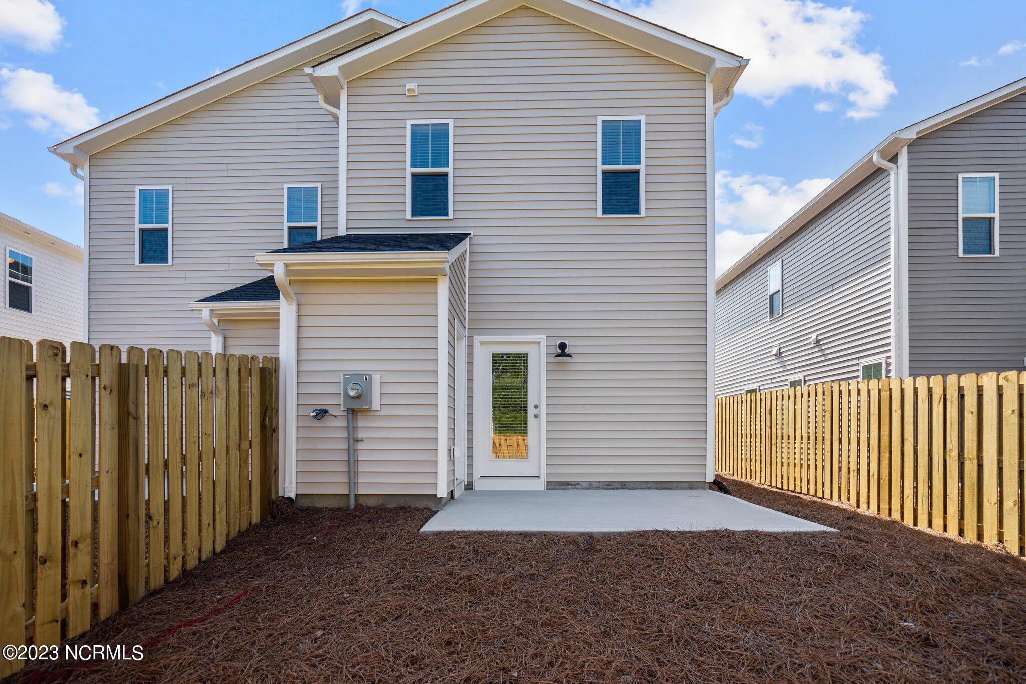 100545578 | Photo 48