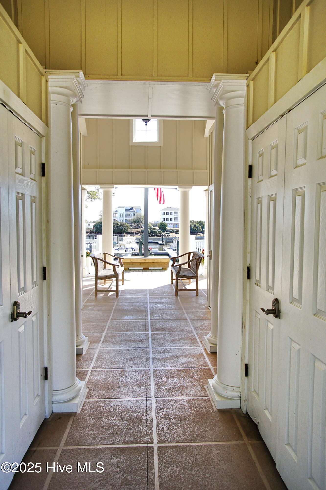 100483452 | Photo 27