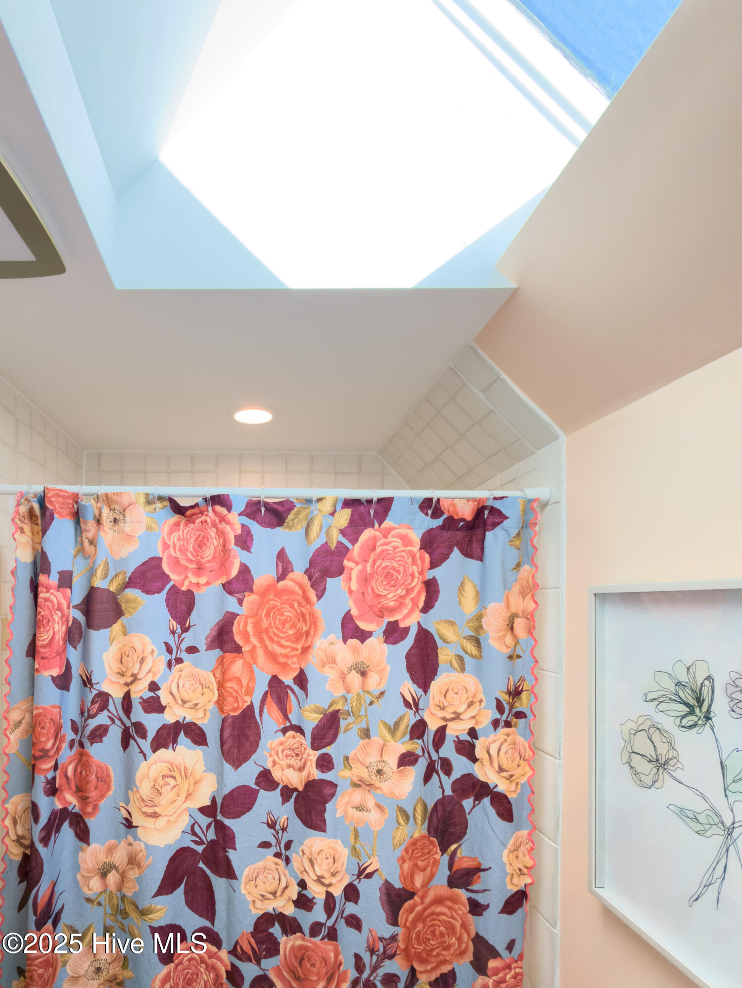 100542348 | Photo 41