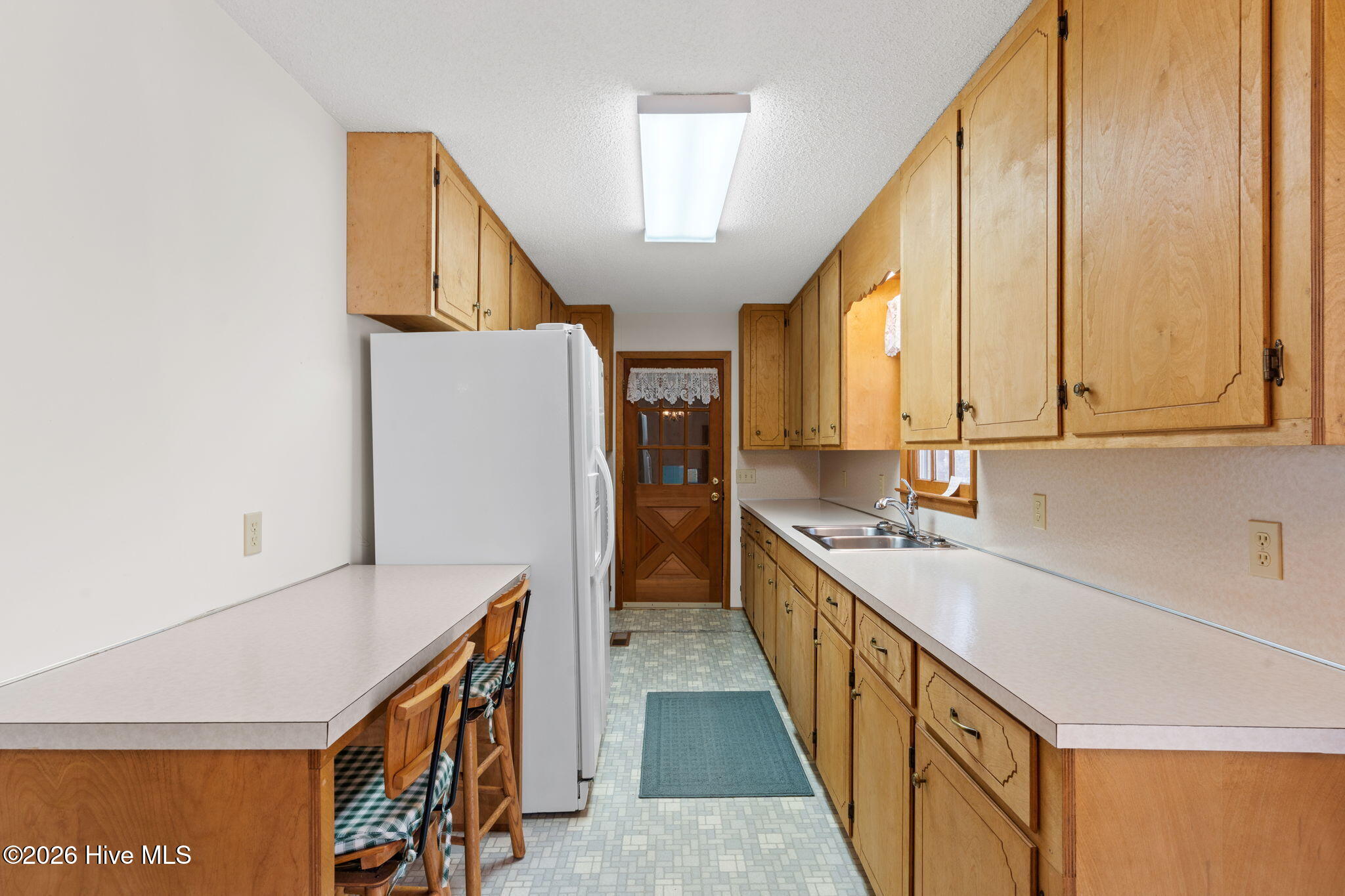 100551334 | Photo 32