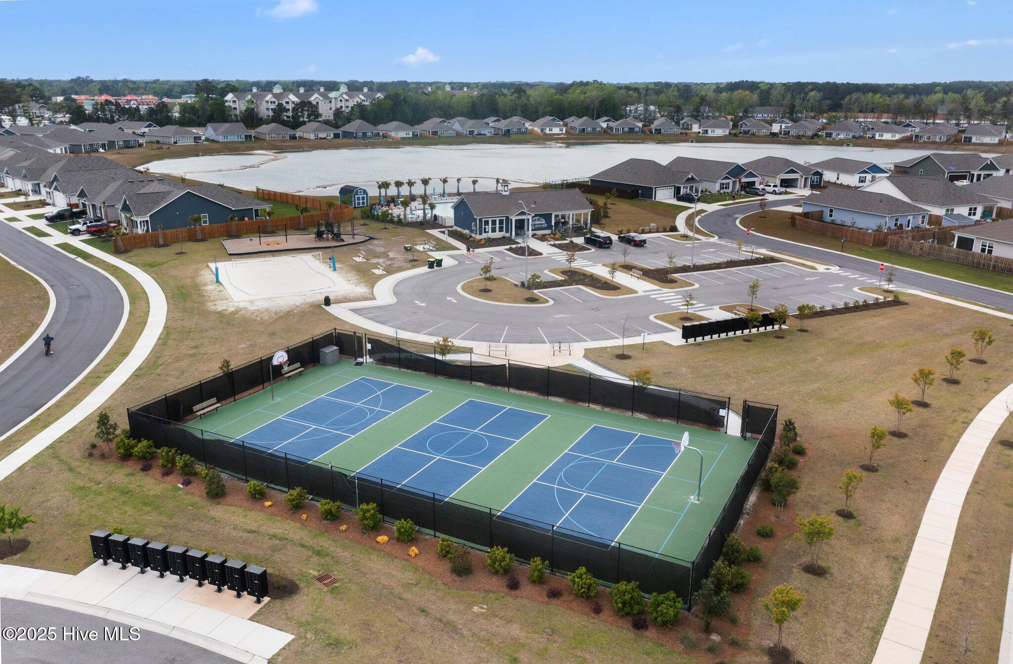 100540607 | Photo 50