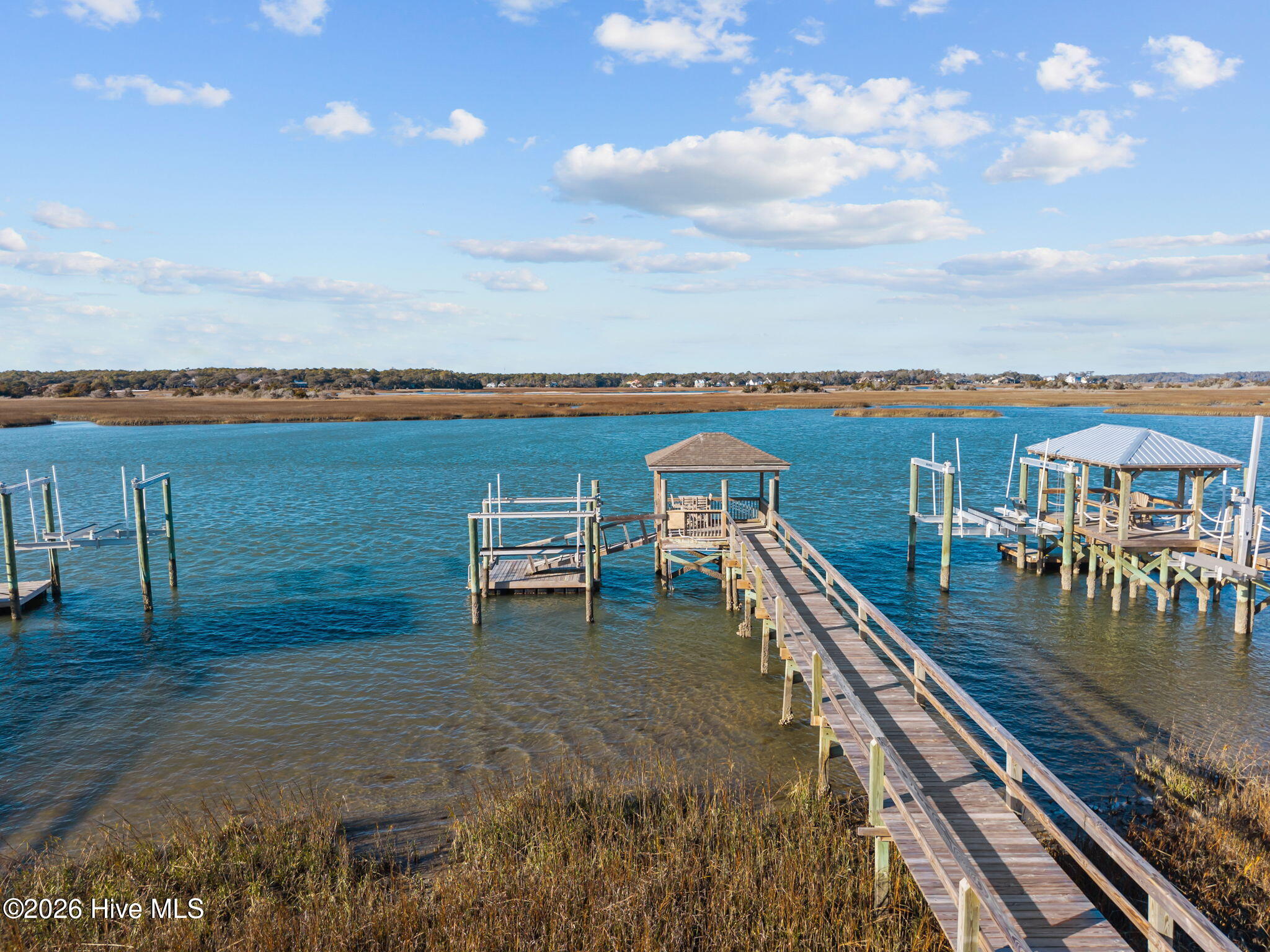 100554920 | Photo 57