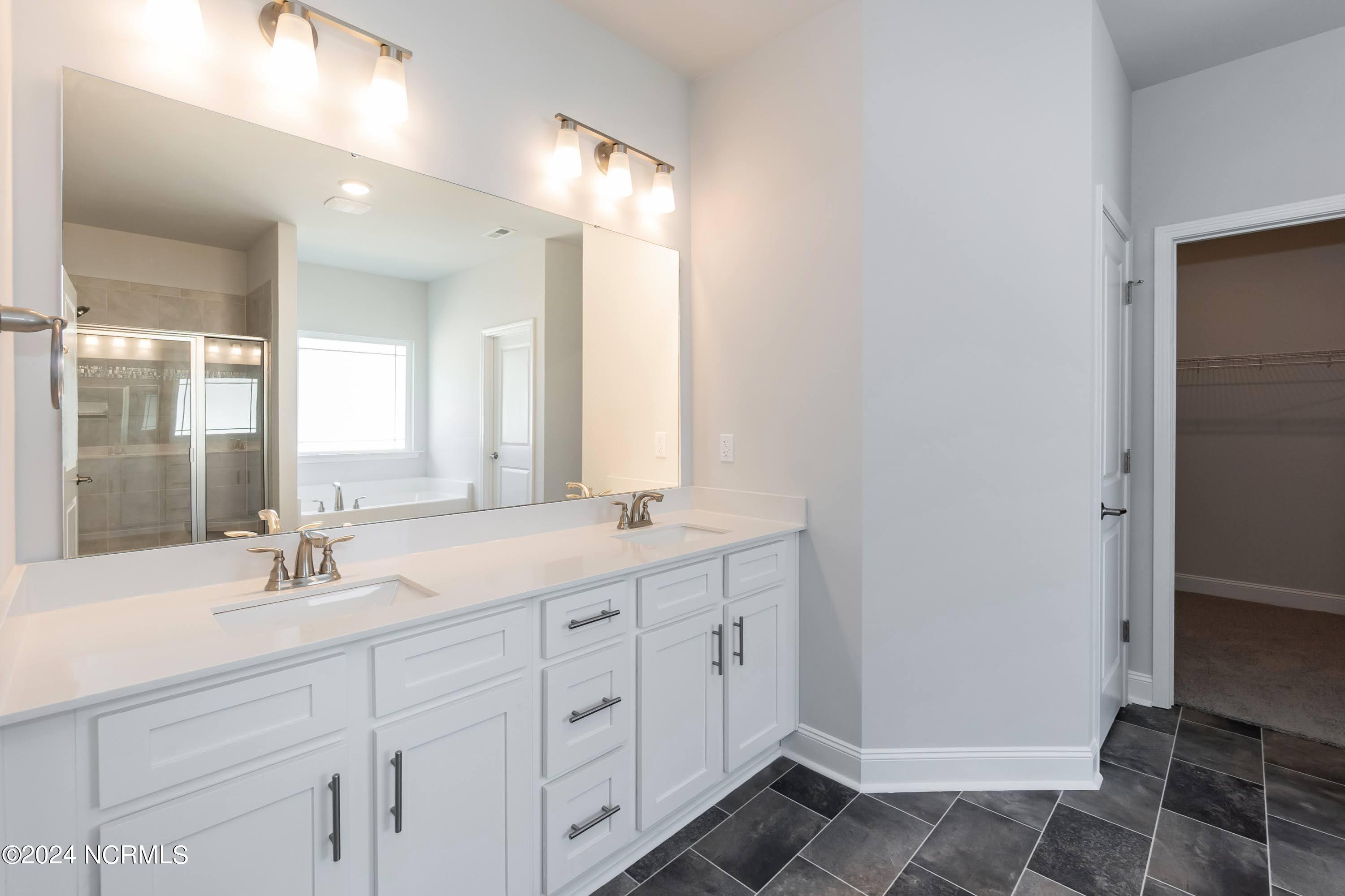 256 Nellie Lane, Swansboro, NC 28584 – photo 21: Primary Bath 01