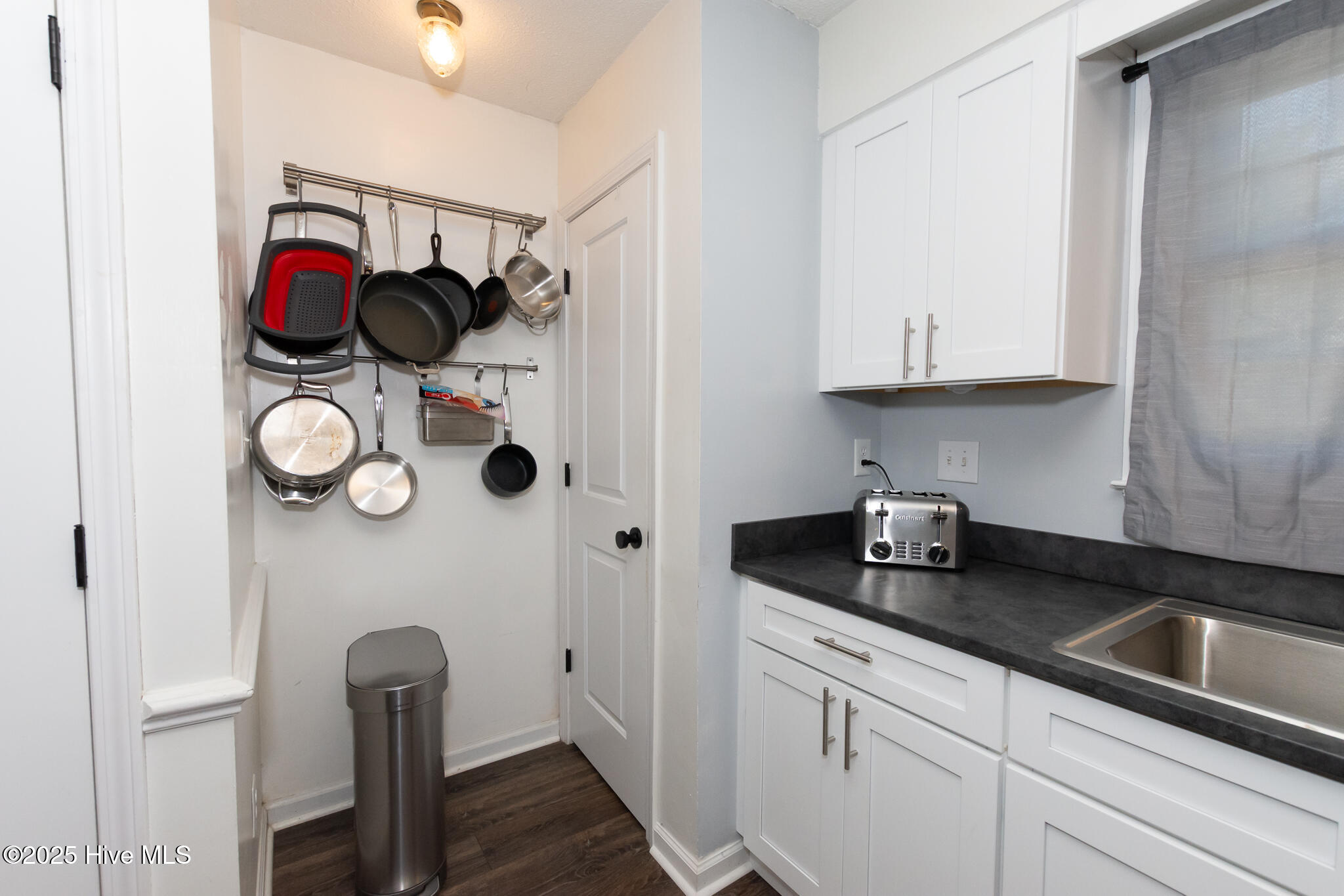 100546000 | Photo 17