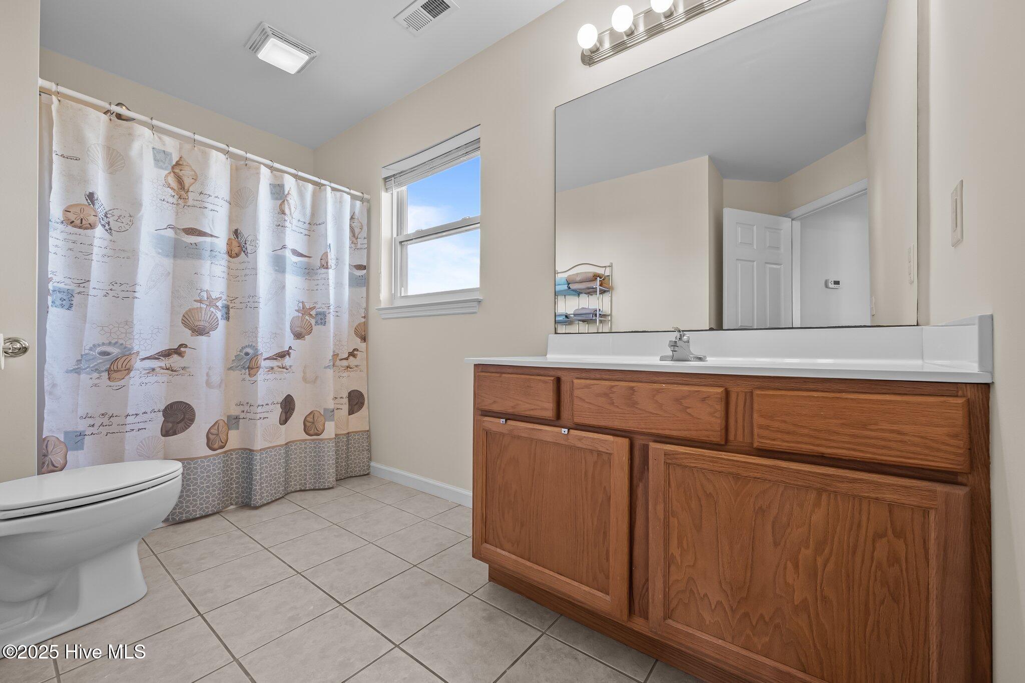 100536621 | Photo 33