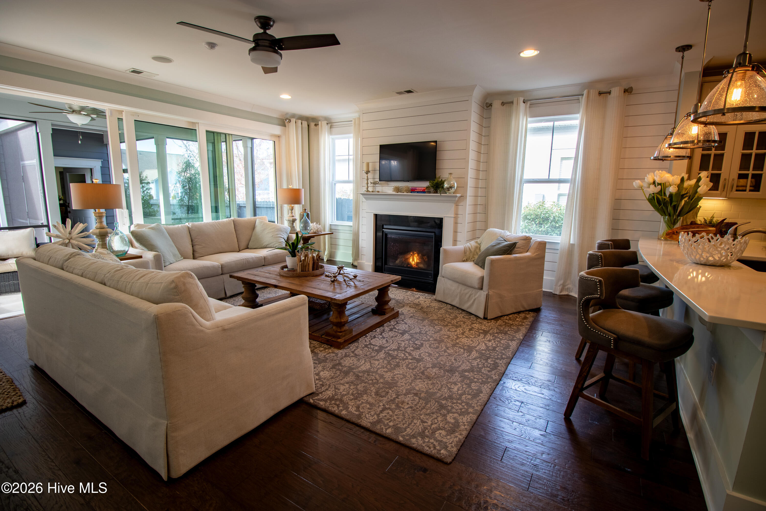 100552497 | Photo 19