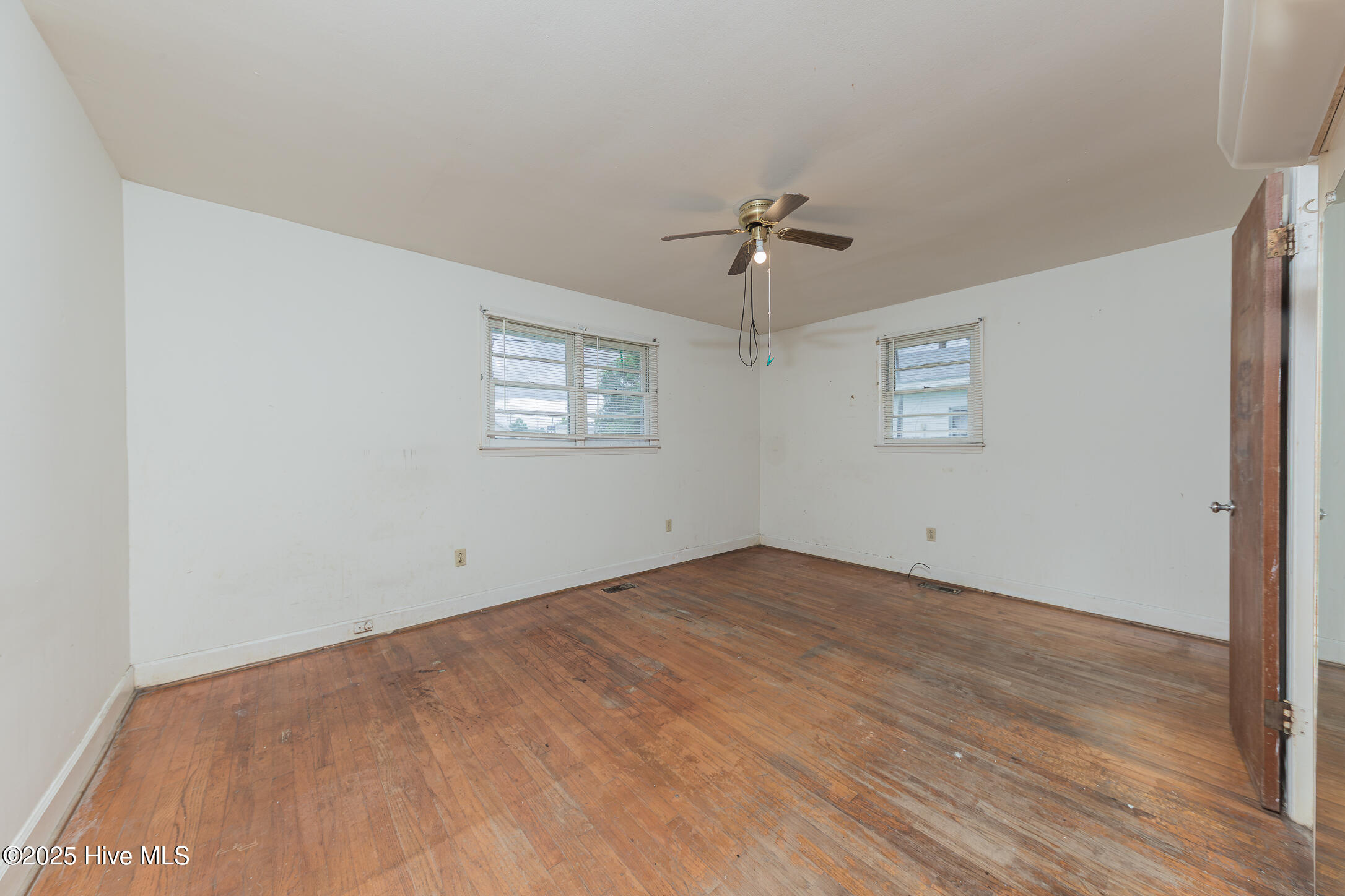 100523491 | Photo 19