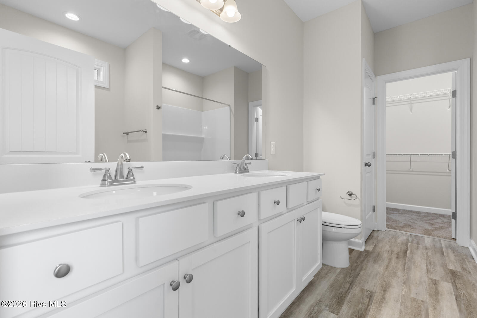 100553181 | Photo 17