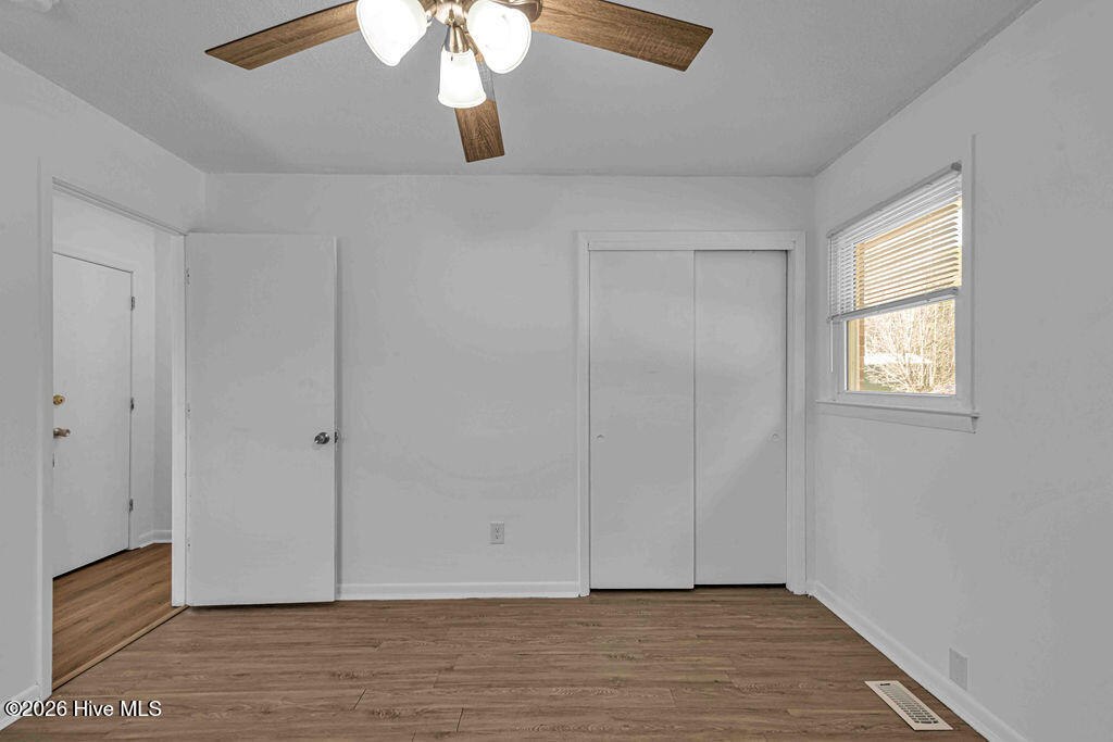 1380 Lake Cole Road,Midway Park