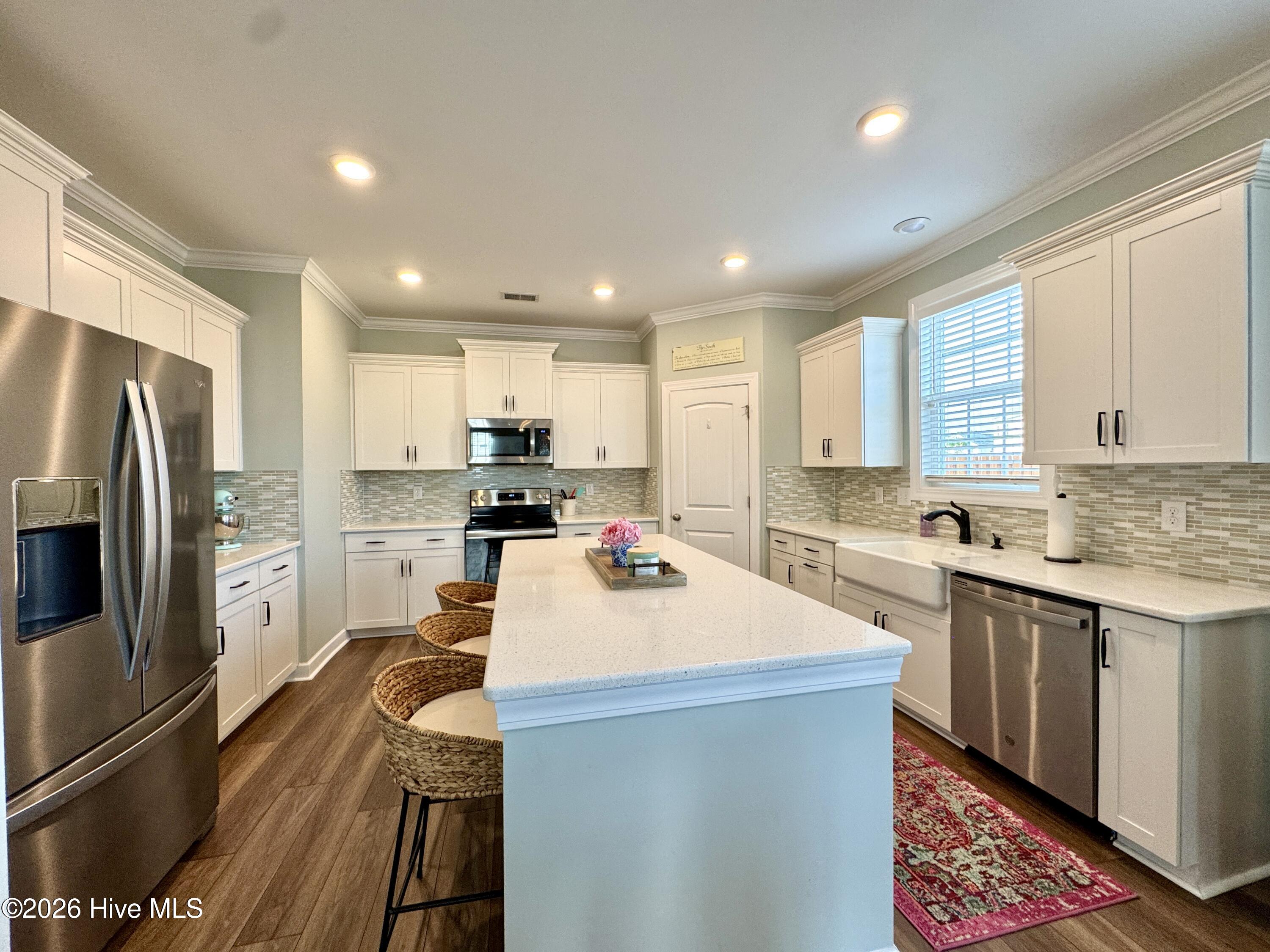 100547423 | Photo 14