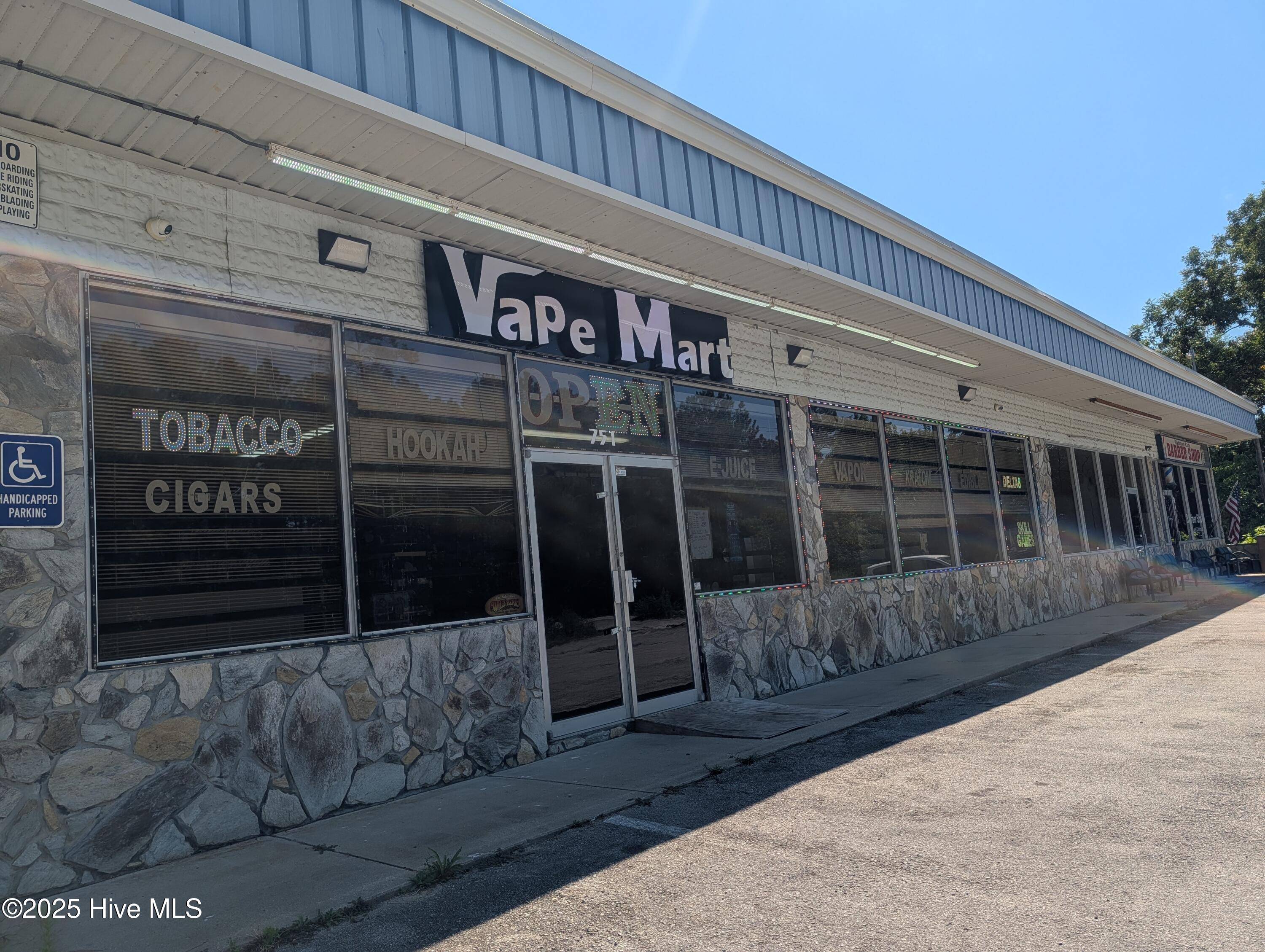 749 Nc Hwy 172,Hubert