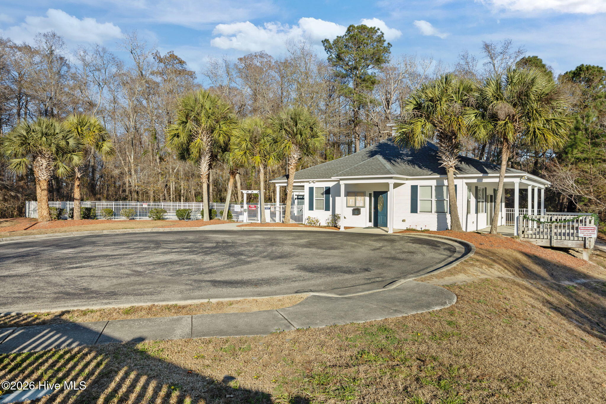 100549606 | Photo 30