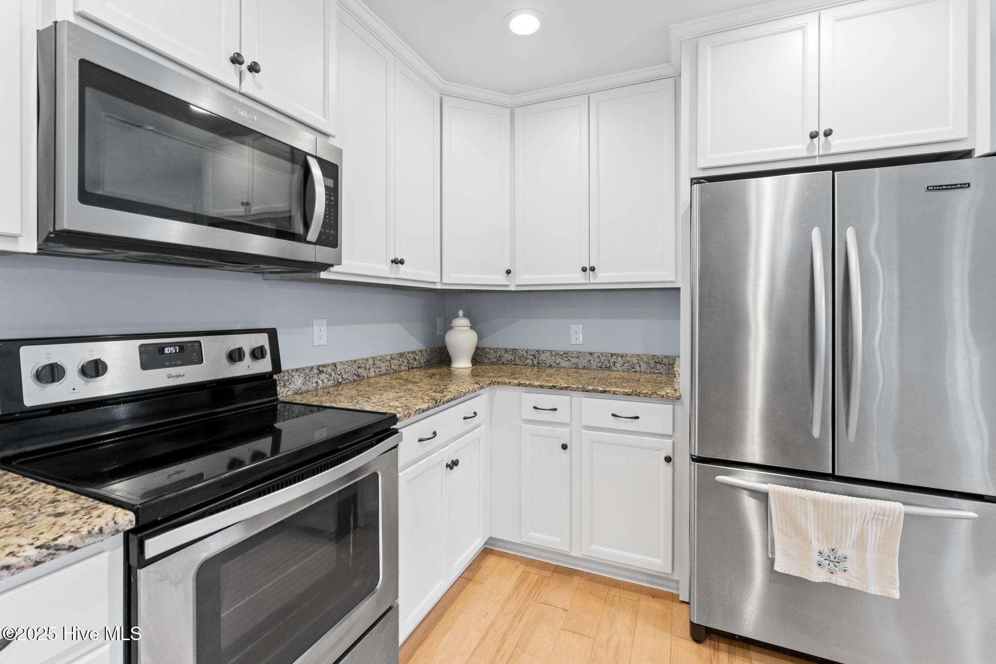 100538896 | Photo 14