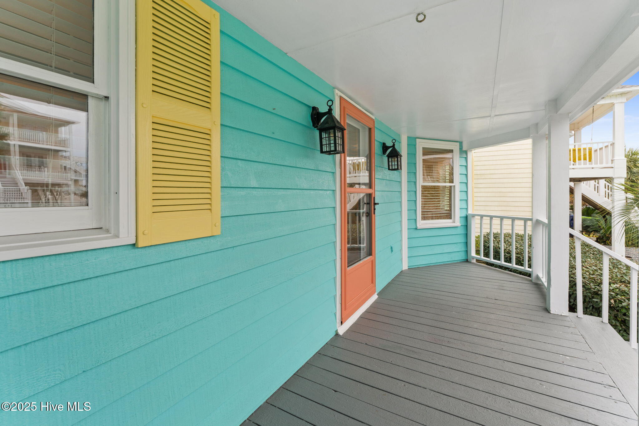 100544546 | Photo 64